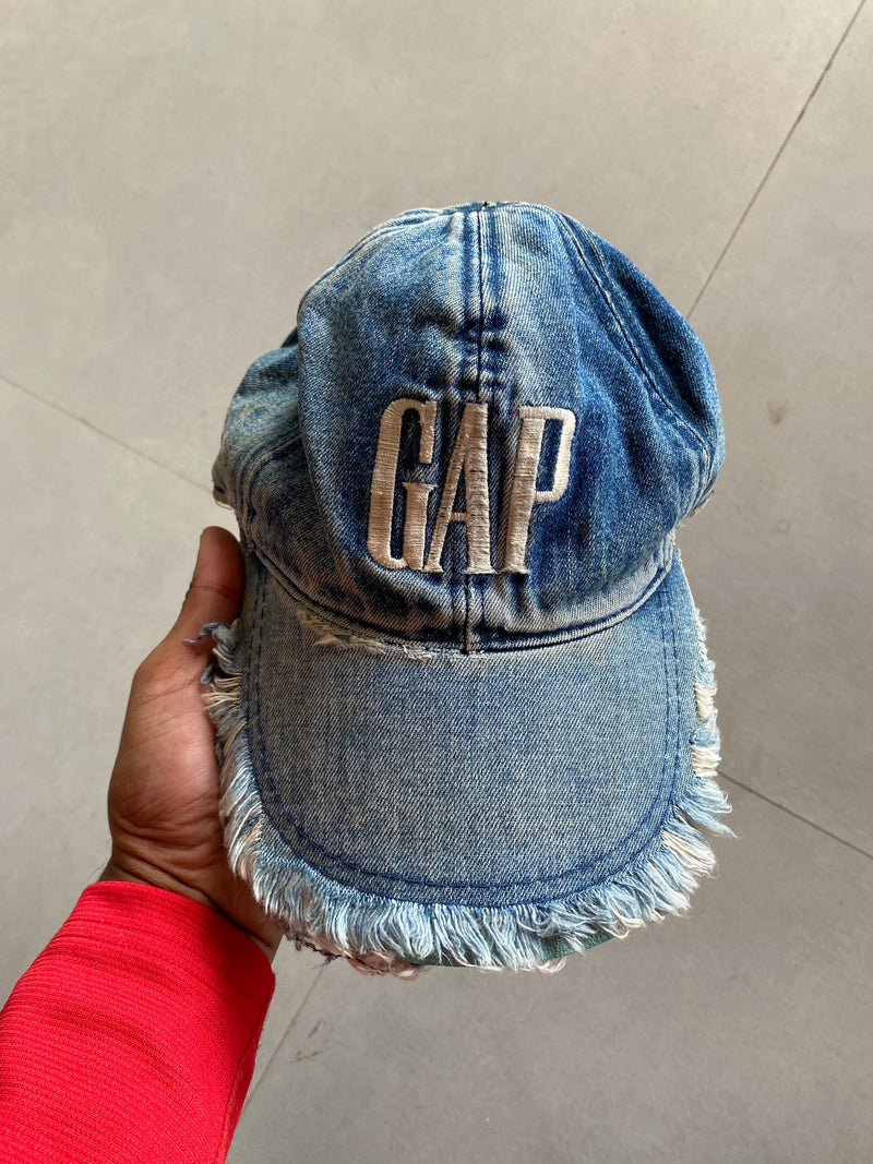 VINTAGE GAP DISTRESSED CAP
