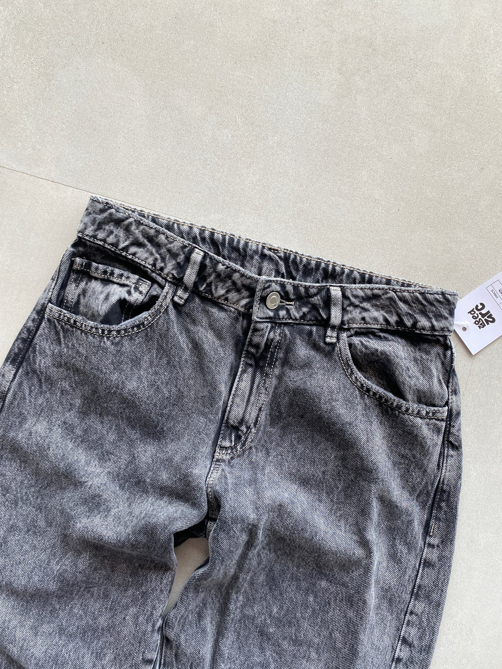 STRIGHT FIT DENIM - S