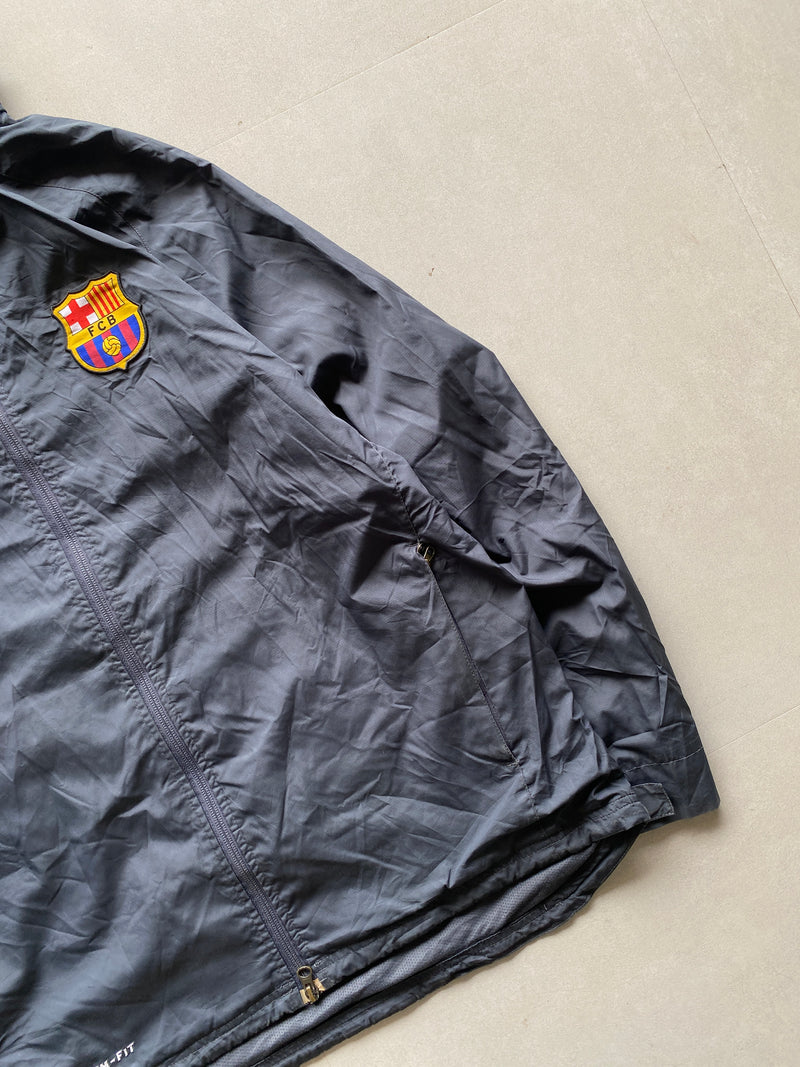 VINTAGE NIKE BARCELONA HOODED JACKET - L