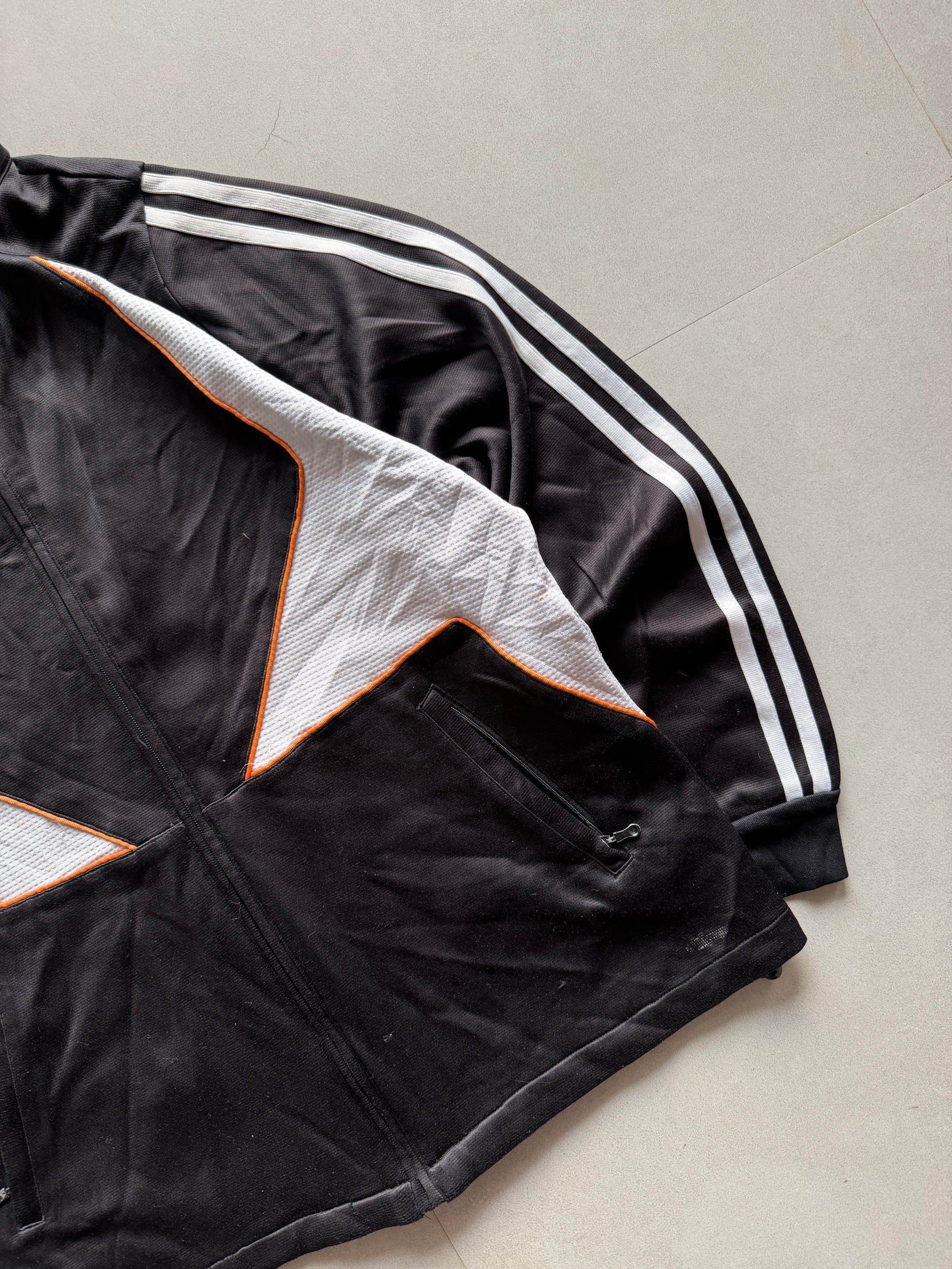 VINTAGE ADIDAS JACKET - M