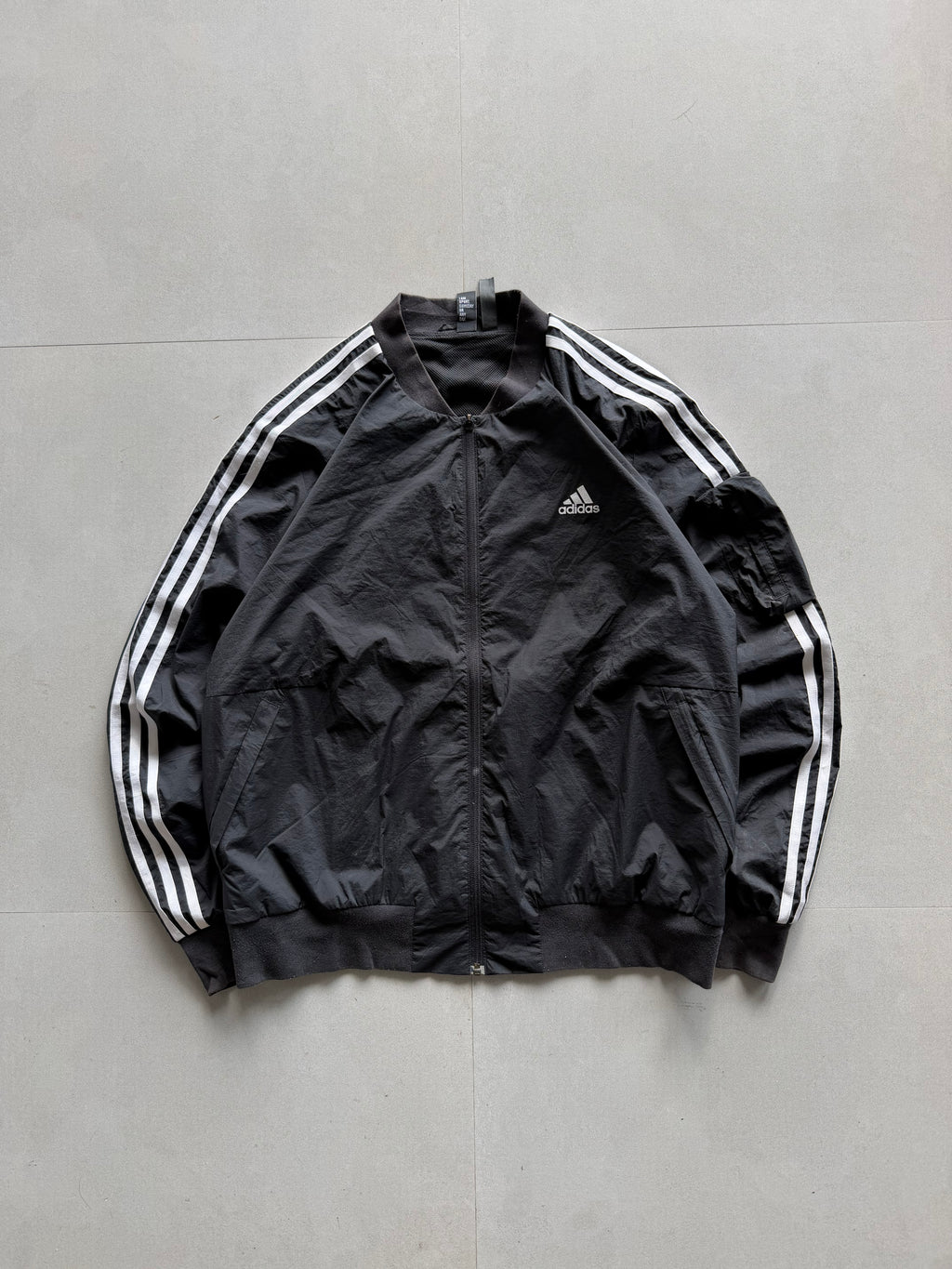 ADIDAS STRIPED JACKET - XL