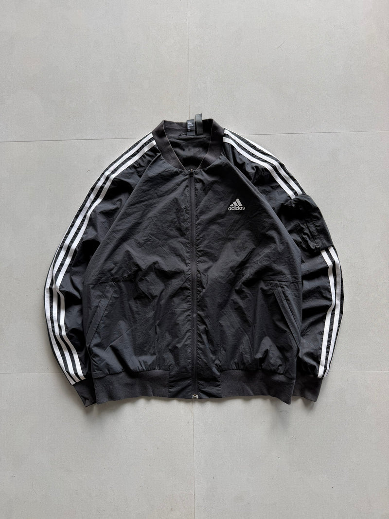 ADIDAS STRIPED JACKET - XL