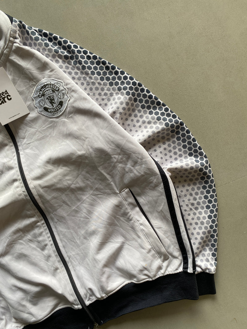 ADIDAS MANCHESTER UNITED JACKET - XS