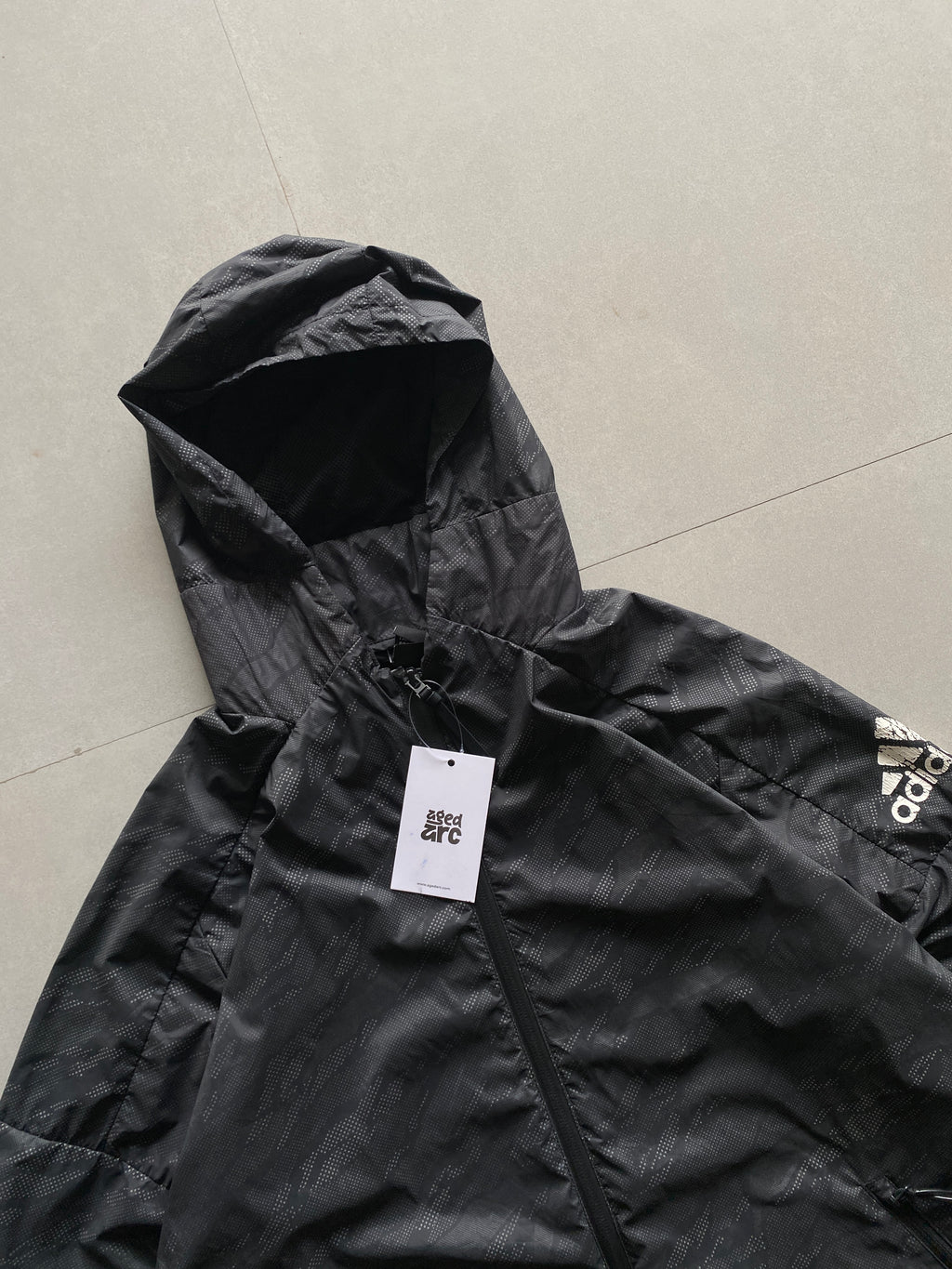 ADIDAS CAMOU HOODED JACKET - M