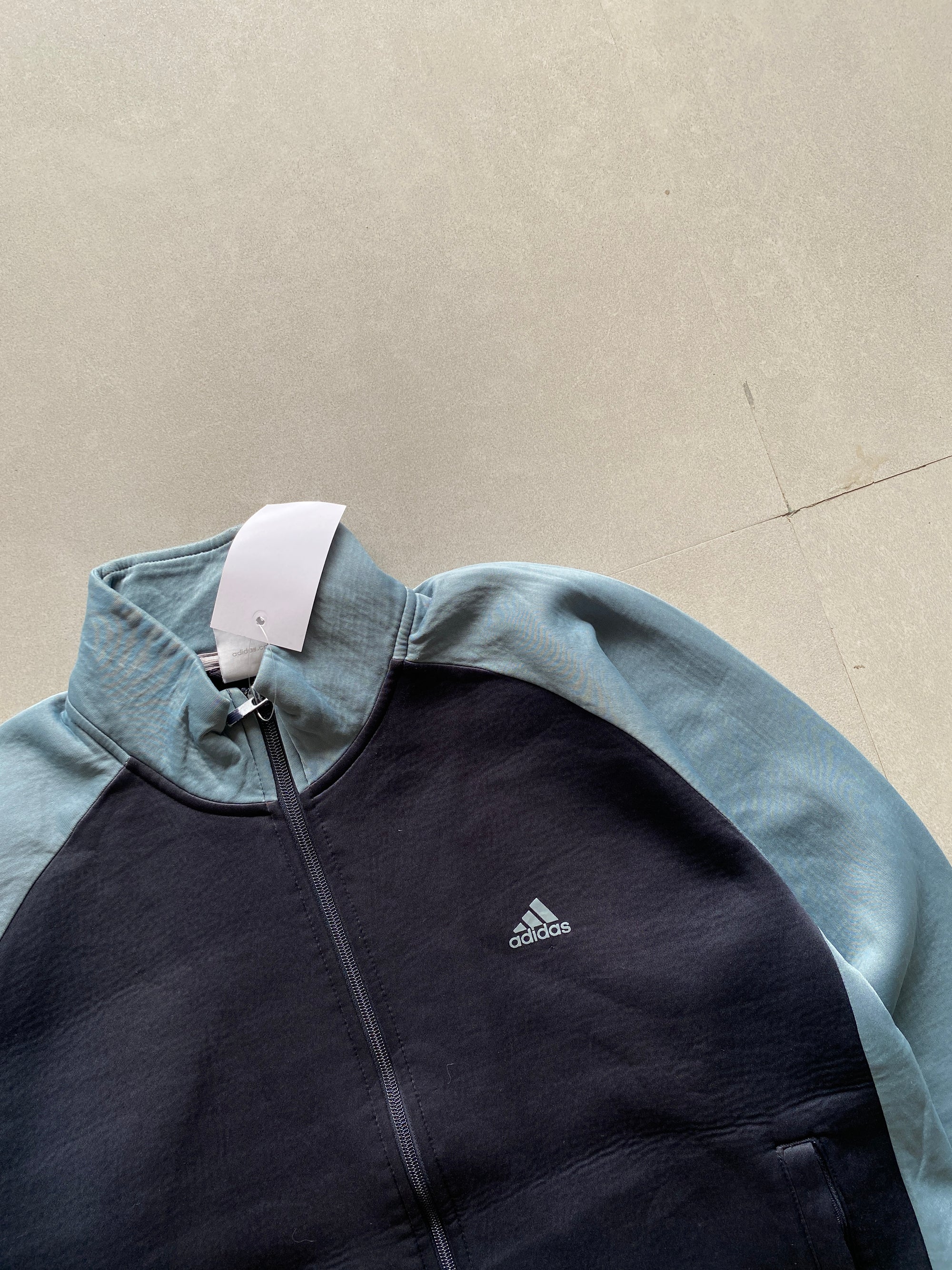 ADIDAS FLEECE JACKET - M
