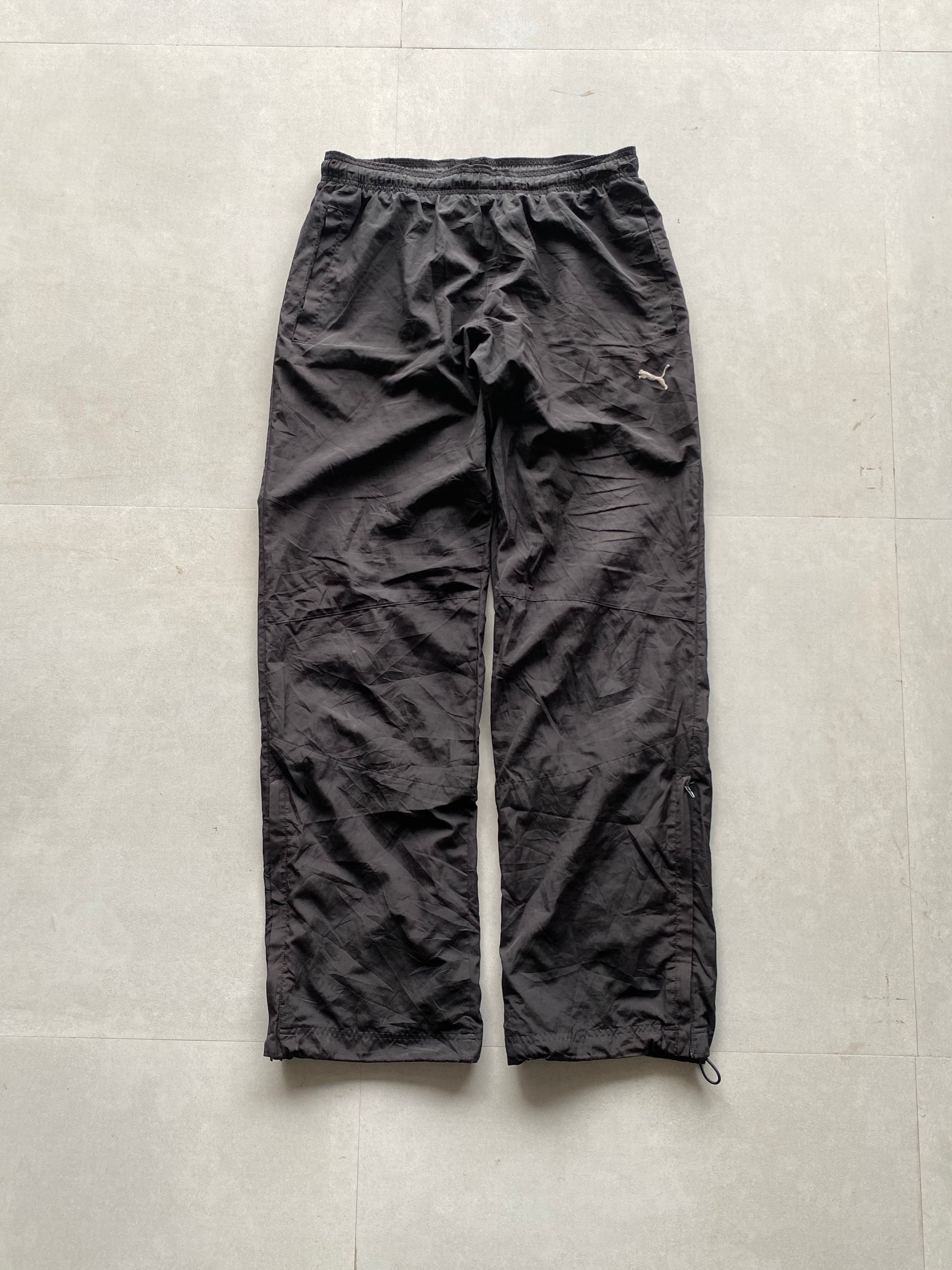 PUMA BAGGY TRACK PANT - M