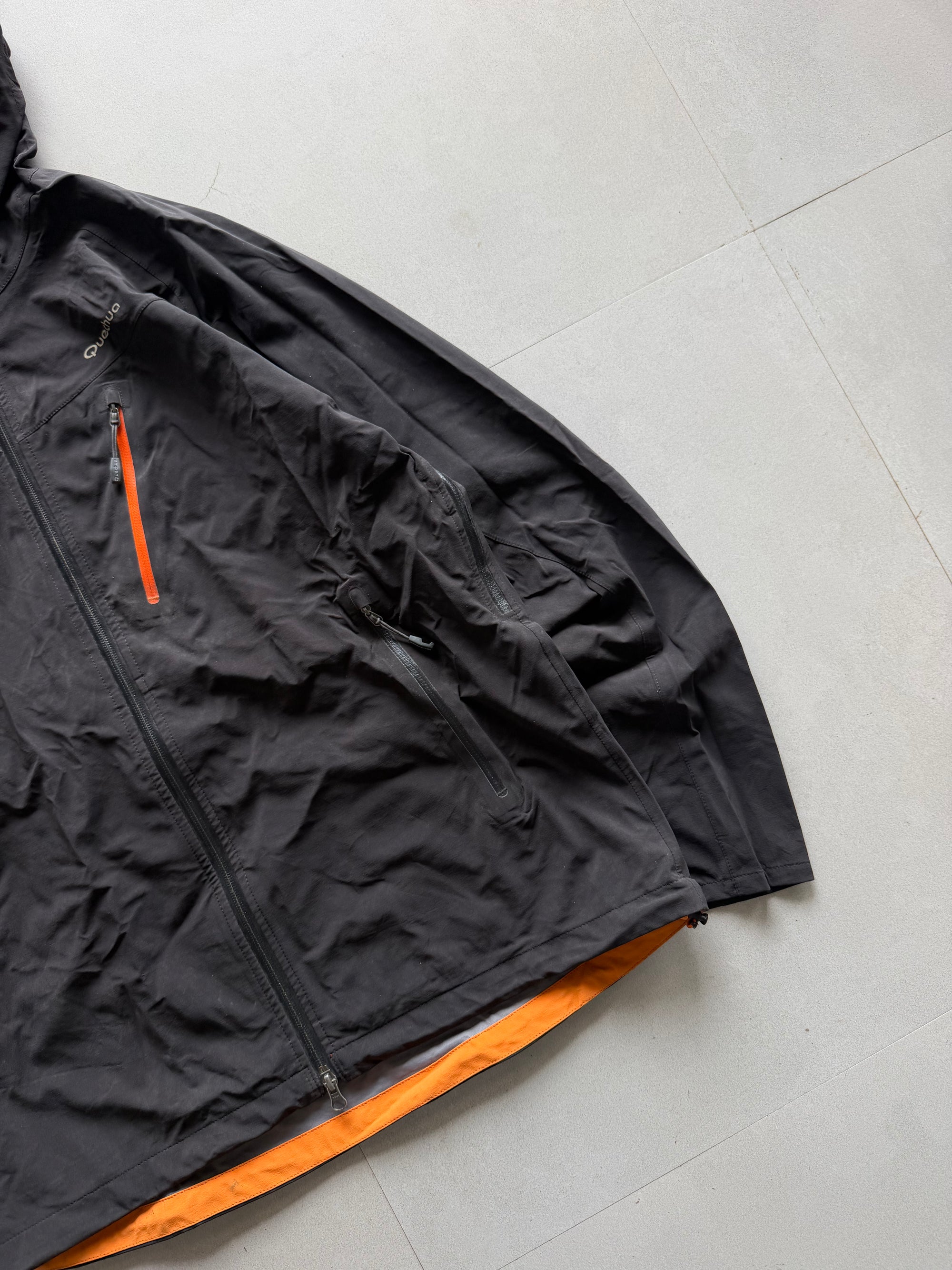 QUECHUA HOODED TACTICAL JACKET - L