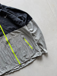 VINTAGE NIKE RUNNING JACKET - M