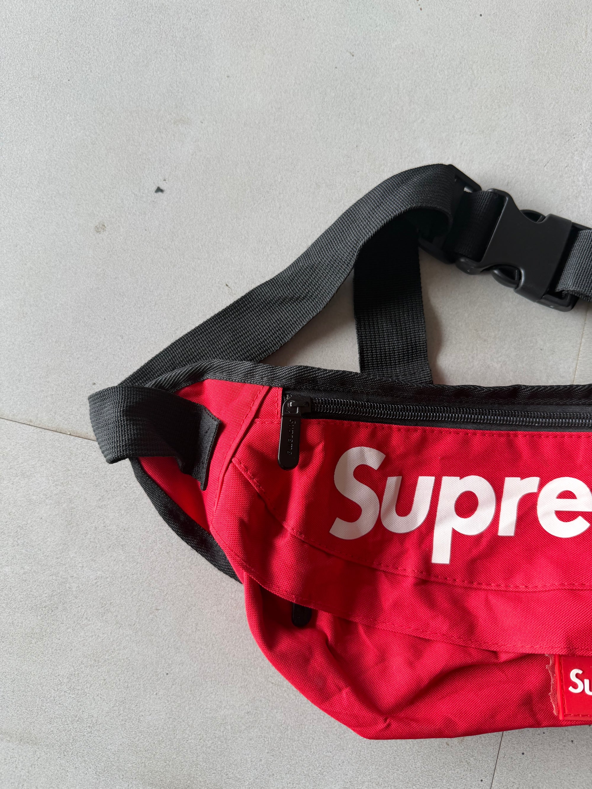 SUPREME FANNY PACK