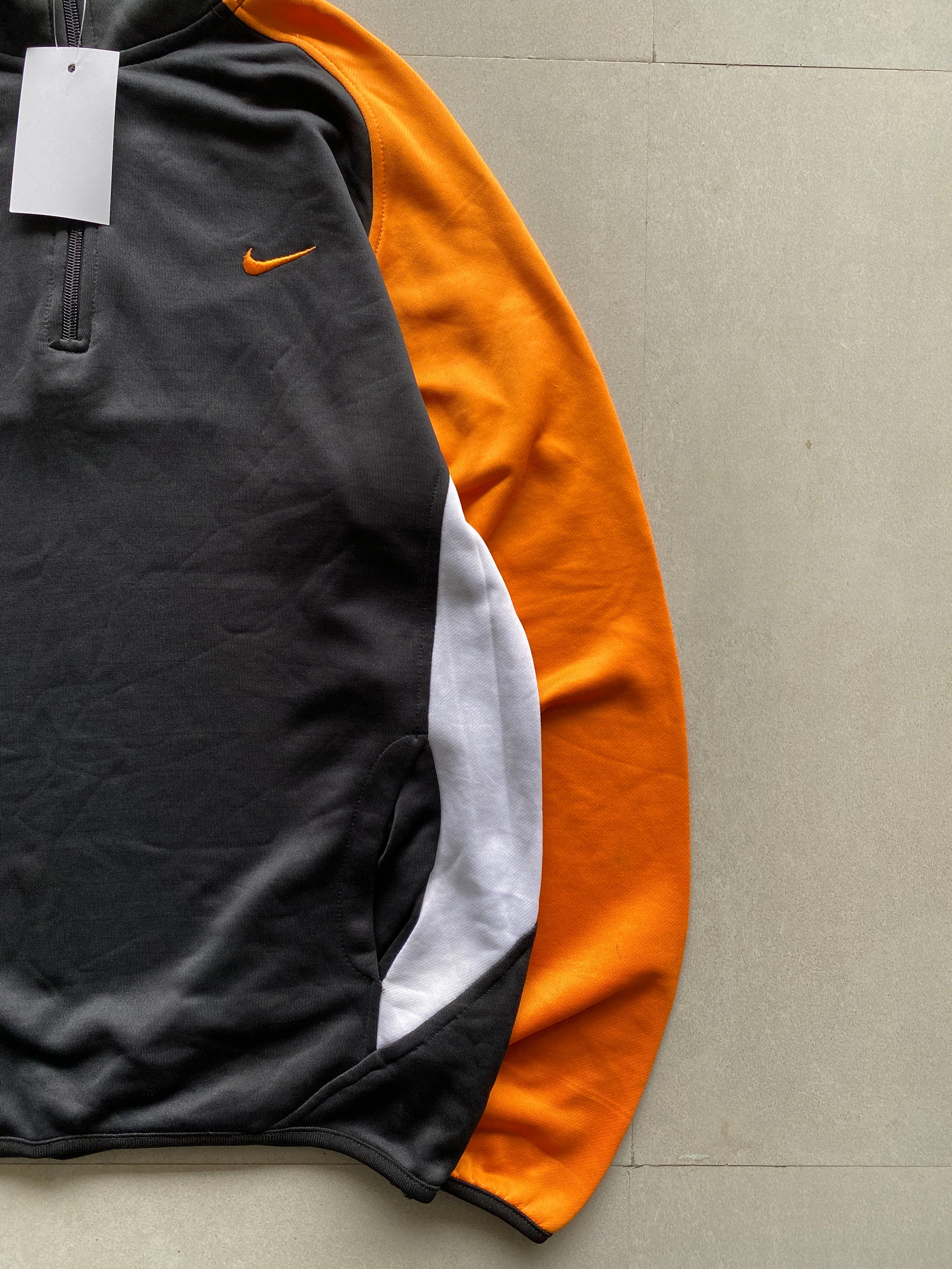 VINTAGE NIKE QUARTER ZIP - S