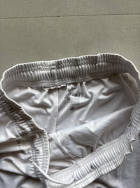 NIKE DRI-FIT SHORTS - M