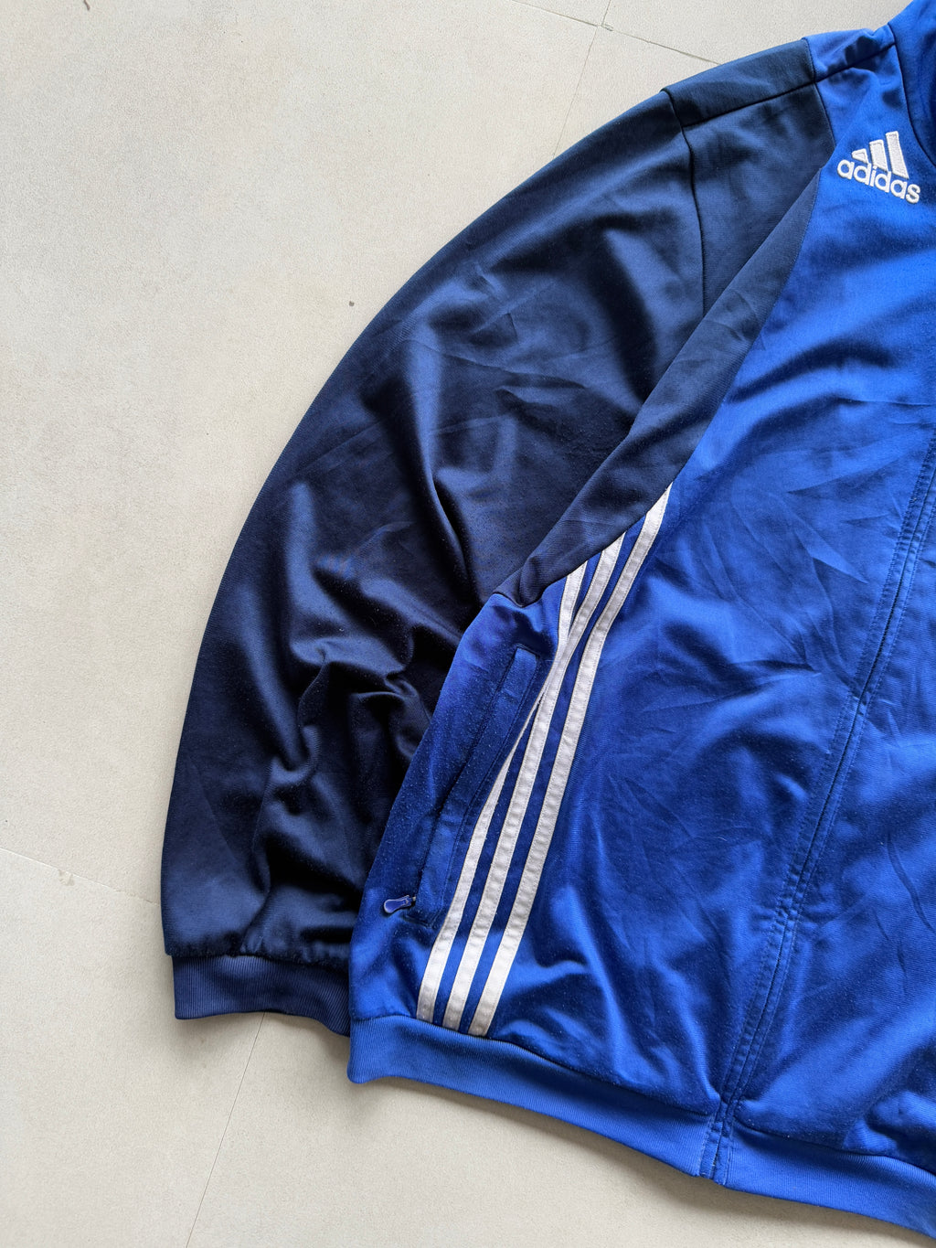 VINTAGE ADIDAS JACKET - M