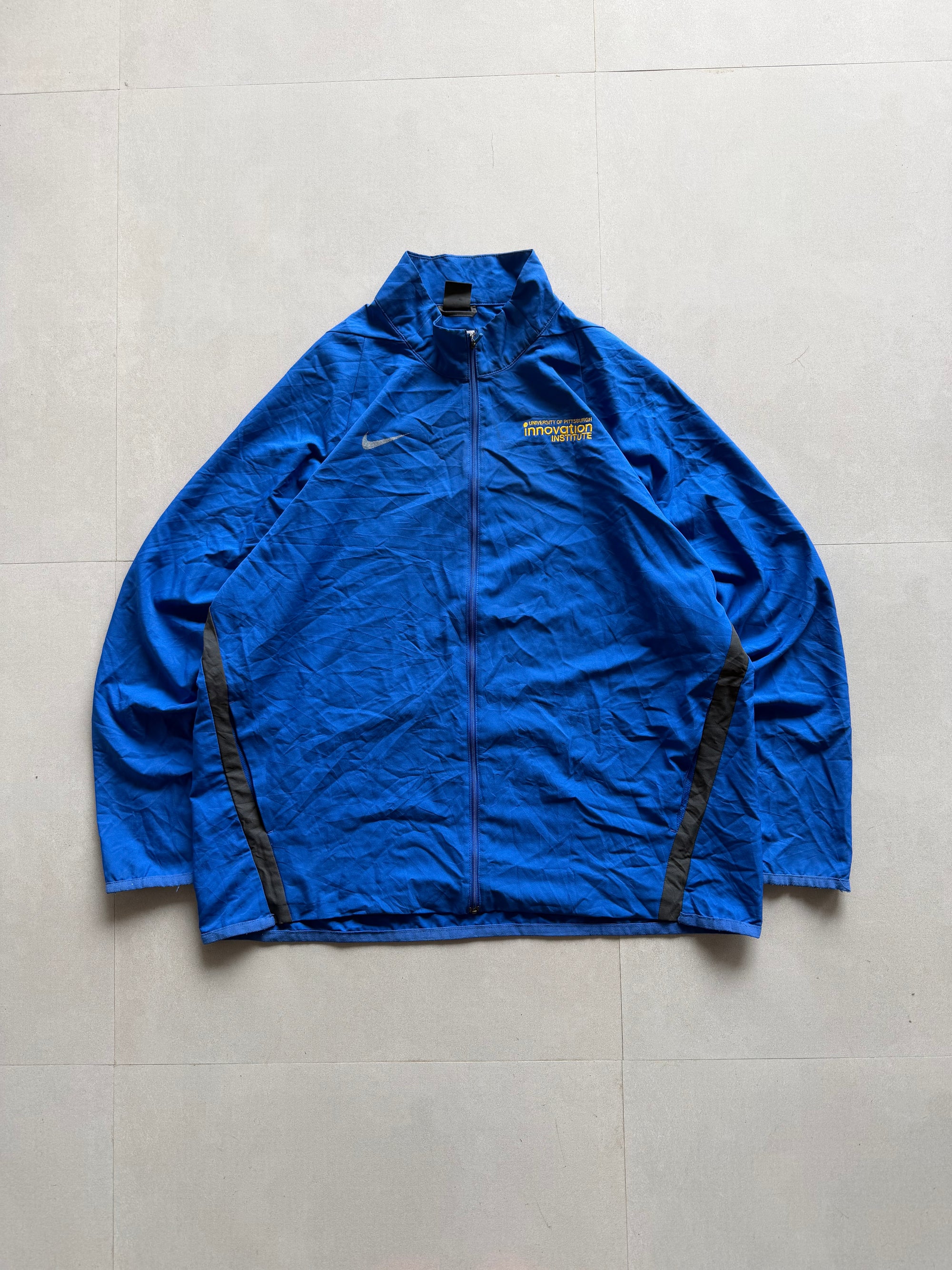 VINTAGE NIKE JACKET - XL