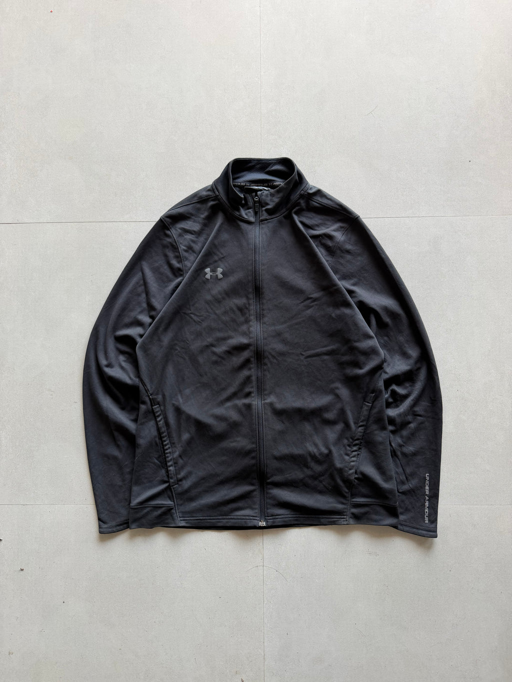 UNDER ARMOUR JACKET - M