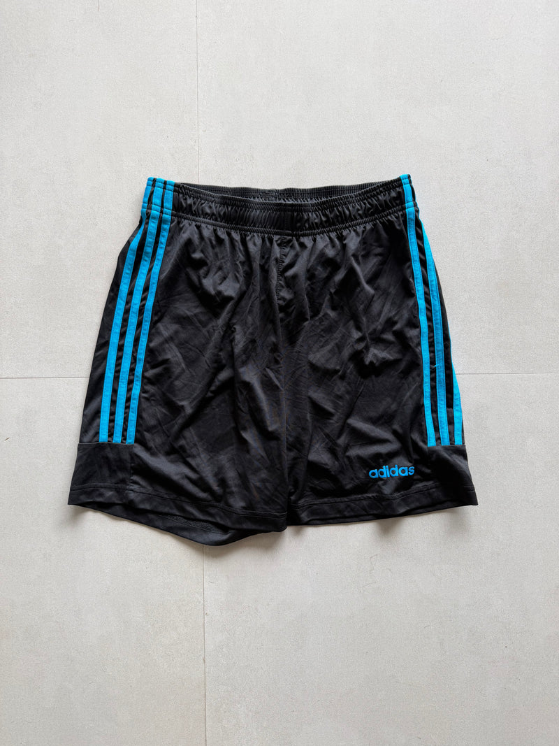 ADIDAS STRIPED SHORTS - M