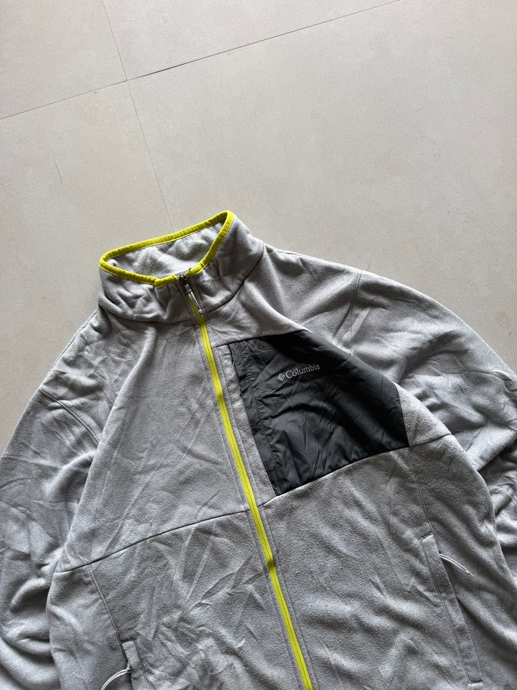 COLUMBIA HIKING JACKET - XL