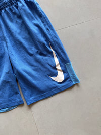 NIKE BIG SWOOSH SHORTS - M