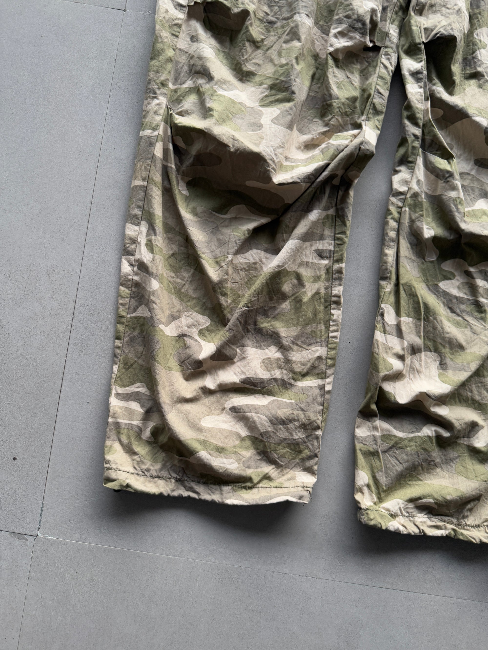 BAGGY CAMOU CARGO PANT - L