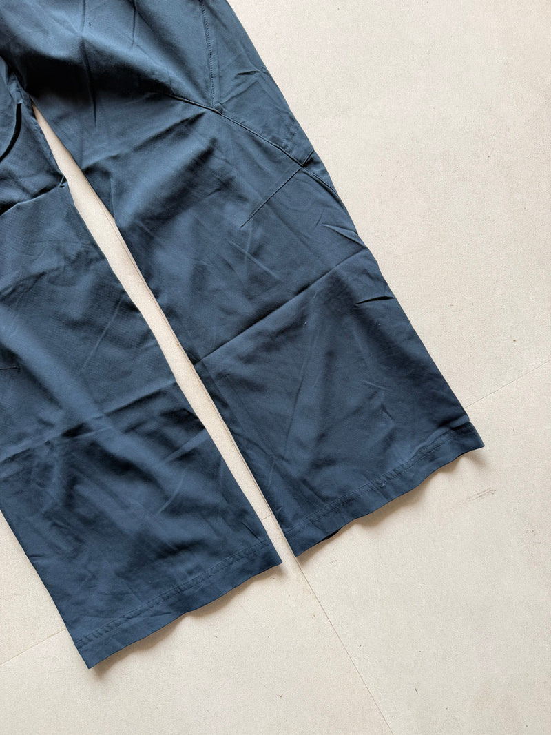 NIKE BAGGY TRACK PANT111 - S