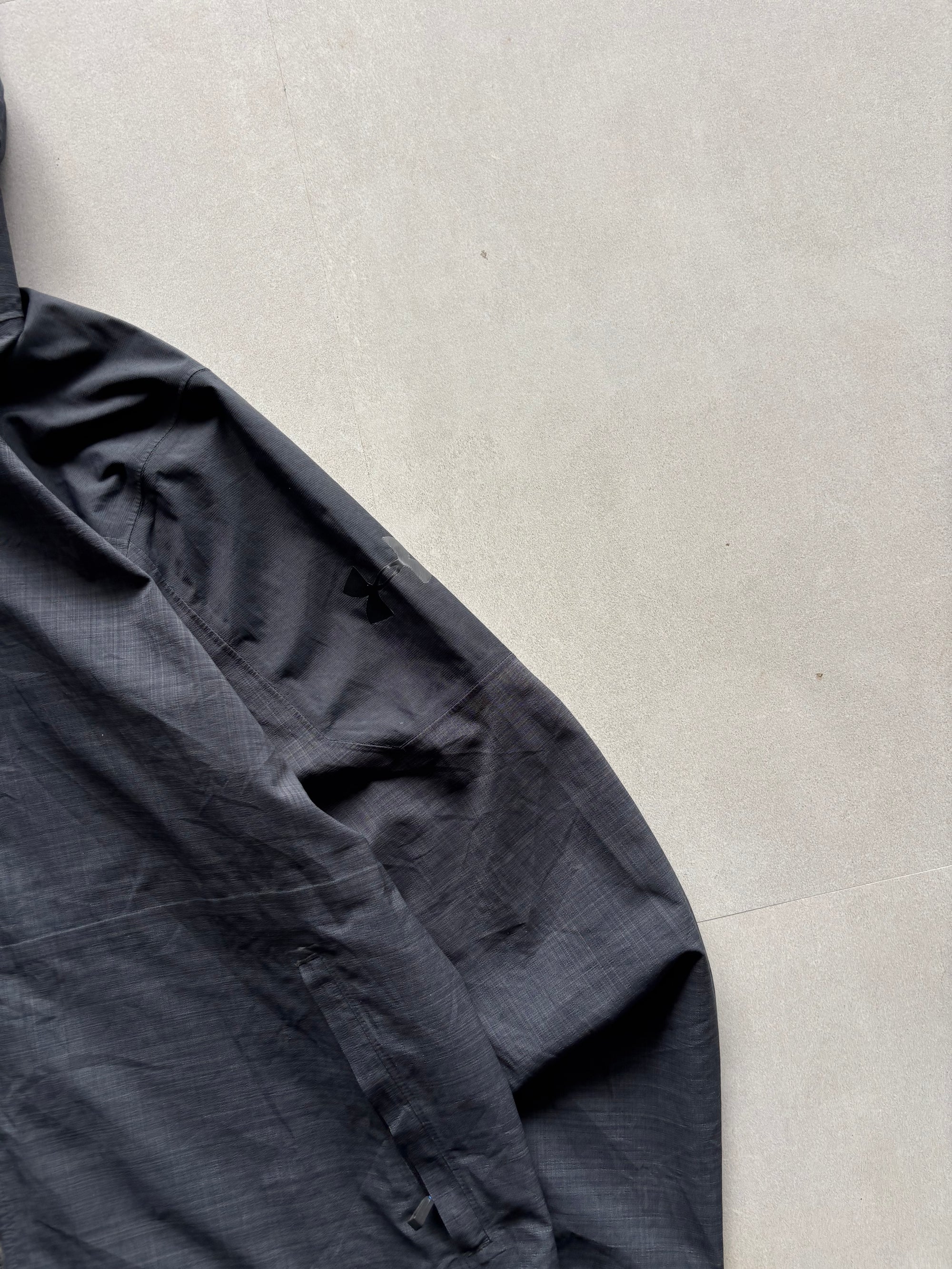UNDER ARMOUR JACKET - XL