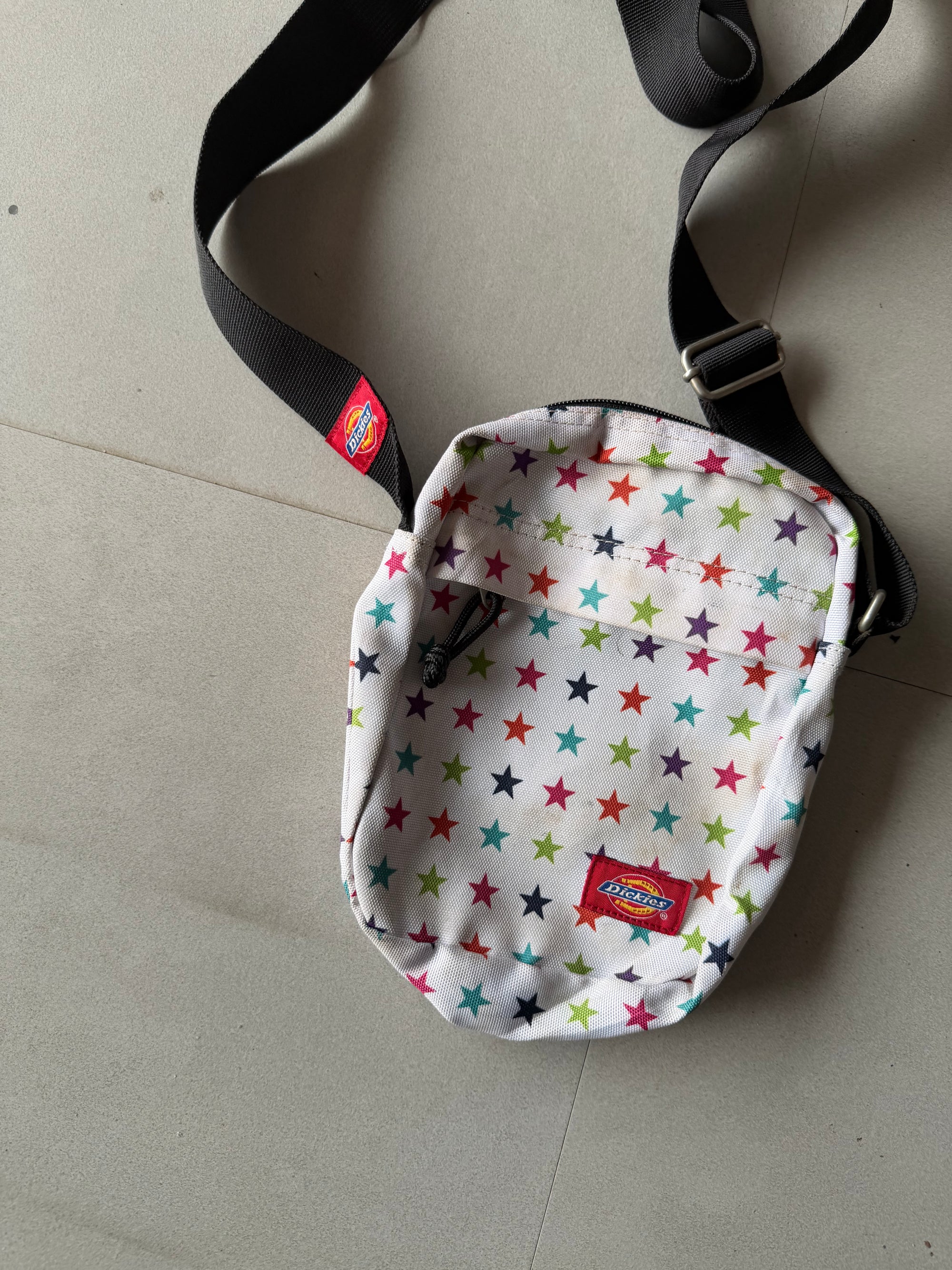 DICKIES PRINTED SLING BAG
