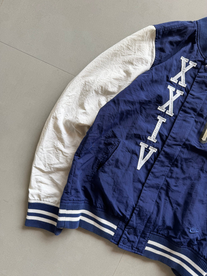 VINTAGE NIKE VARSITY JACKET - S