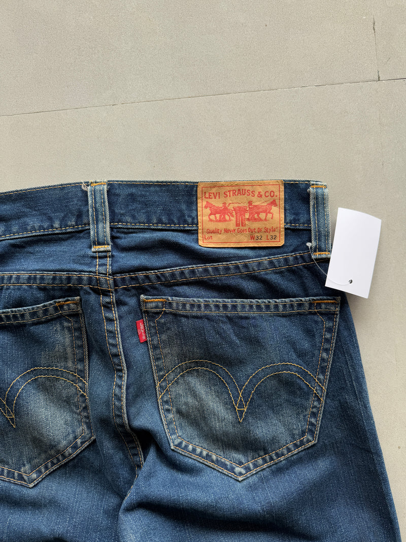 VINTAGE LEVI’S TYPE 1 DENIM