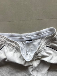 NIKE WHITE SHORTS - M