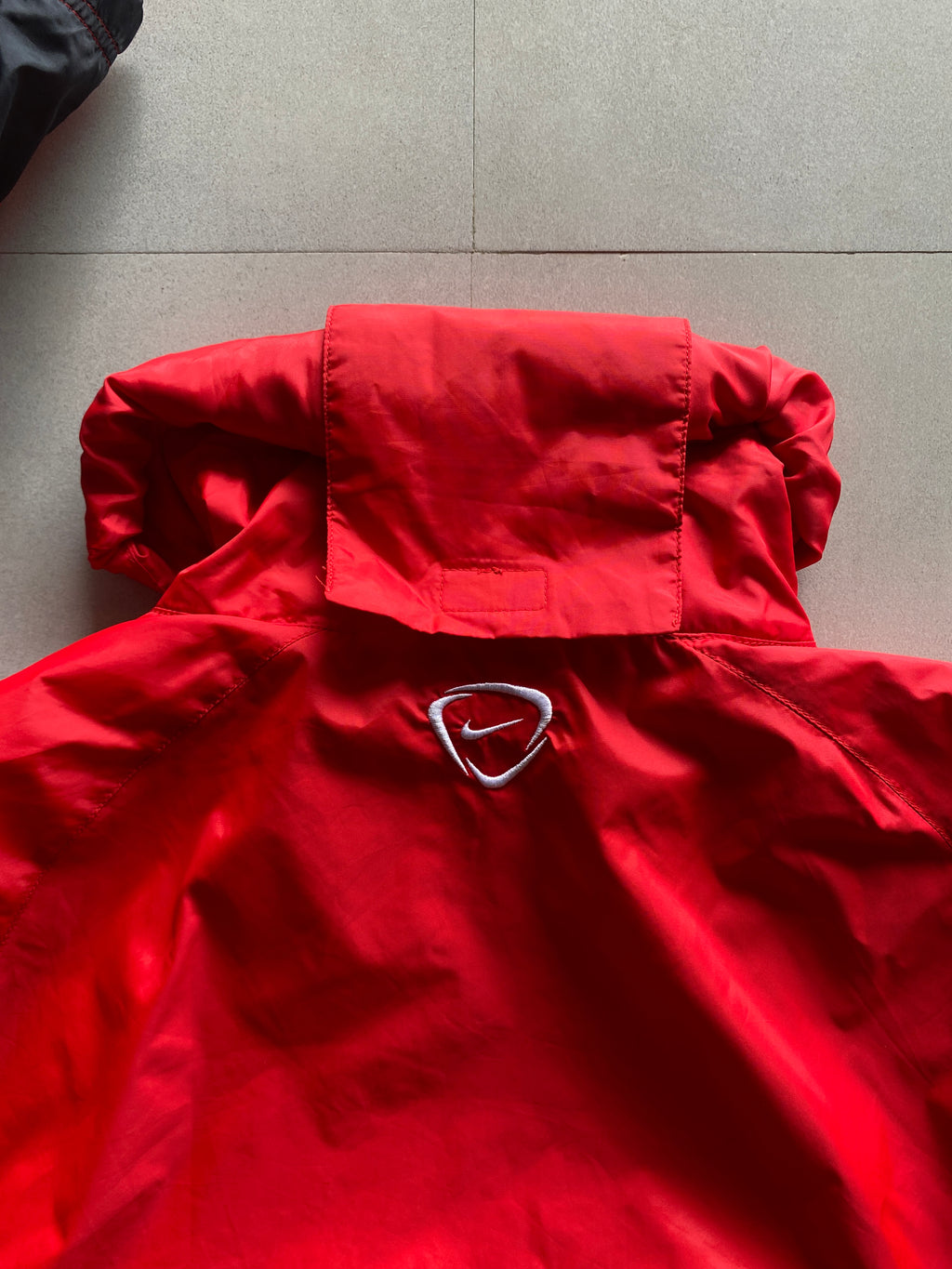 VINTAGE NIKE PUFFY JACKET - XL