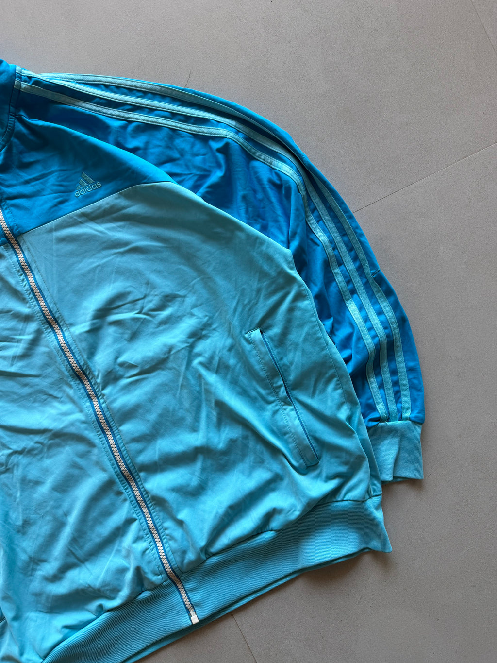 ADIDAS STRIPED JACKET - L