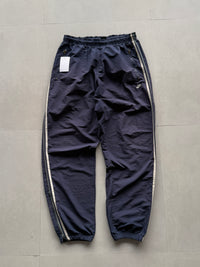 VINTAGE NIKE TRACK PANT -