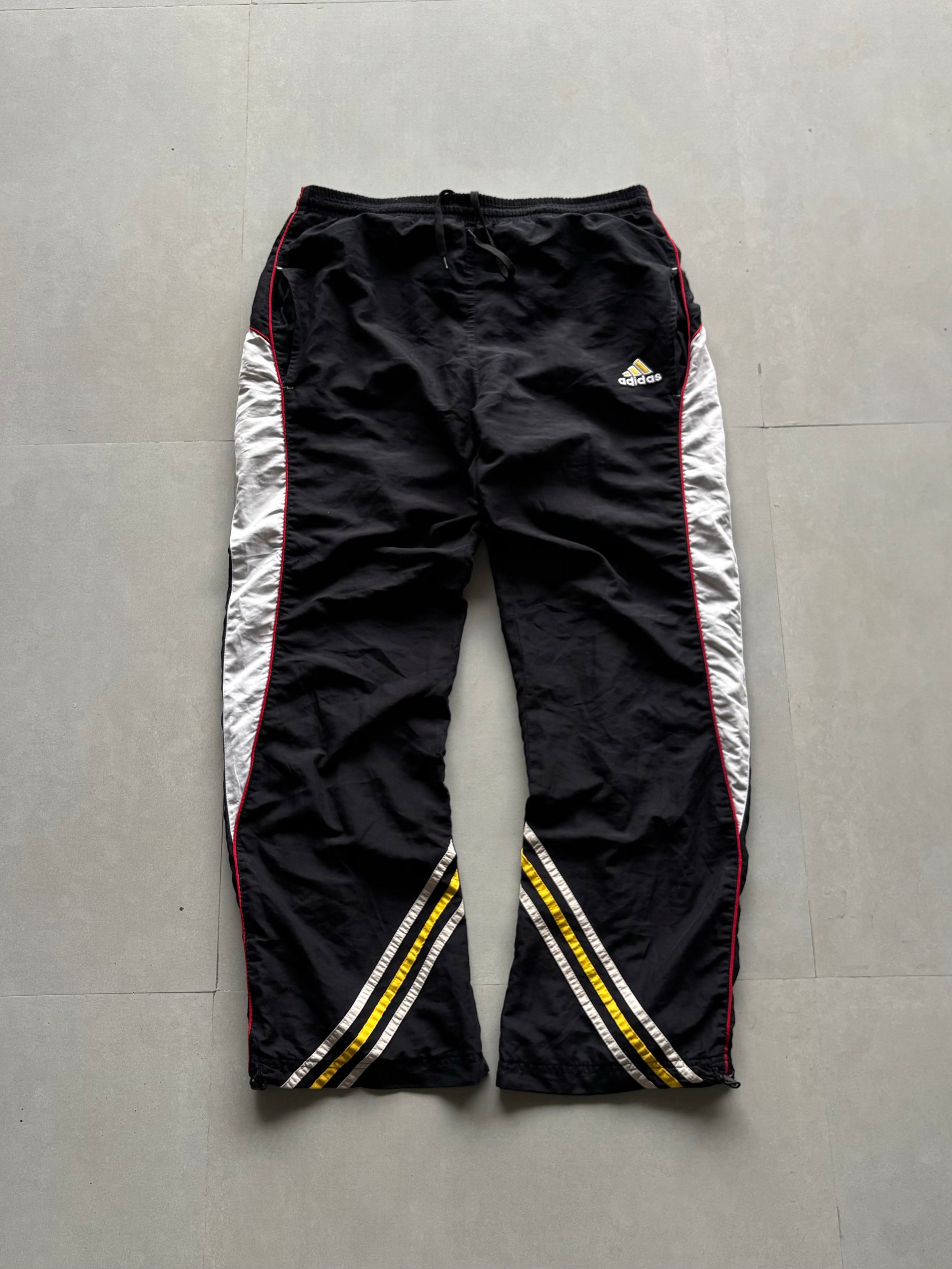 VINTAGE ADIDAS TRACK