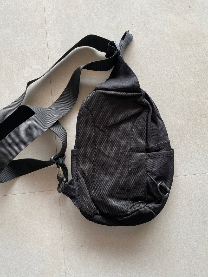 SUPREME CROSS BODY BAG