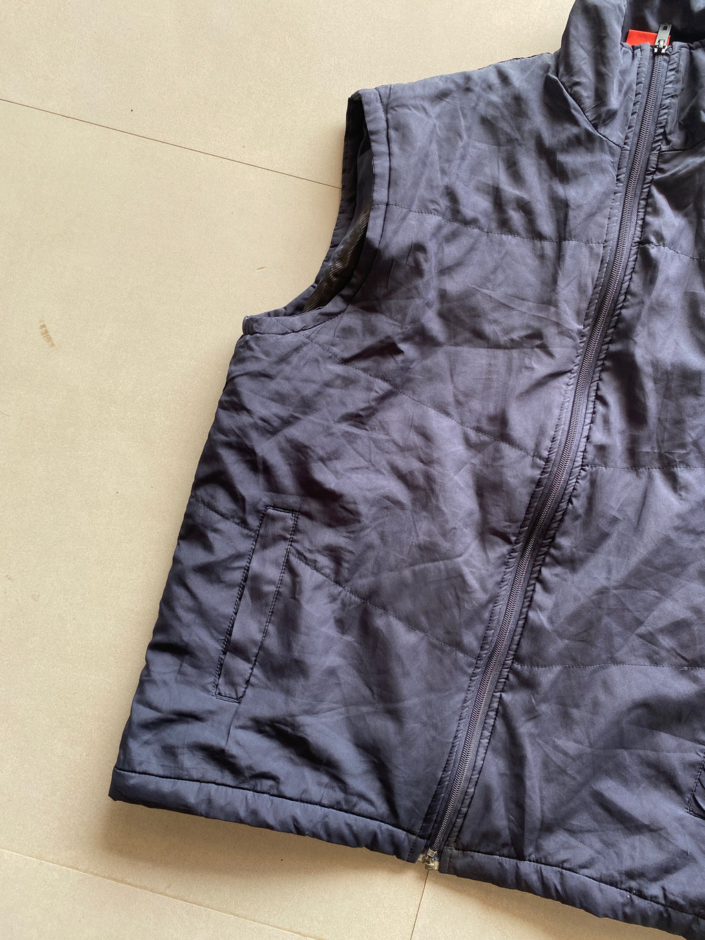 SLEEVELESS JACKET - L