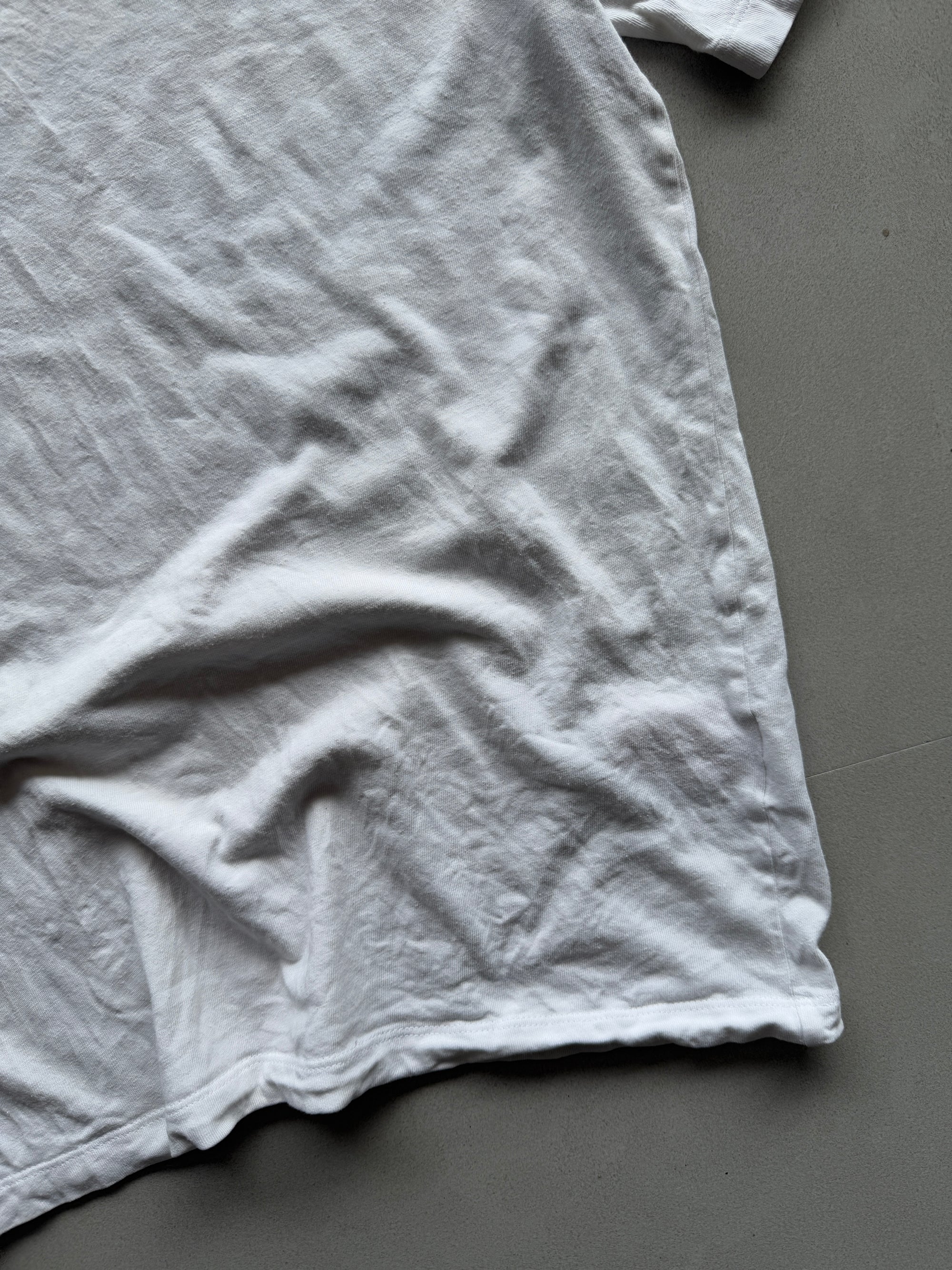 NIKE WHITE TEE - S