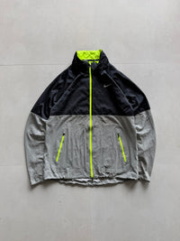 VINTAGE NIKE RUNNING JACKET - M