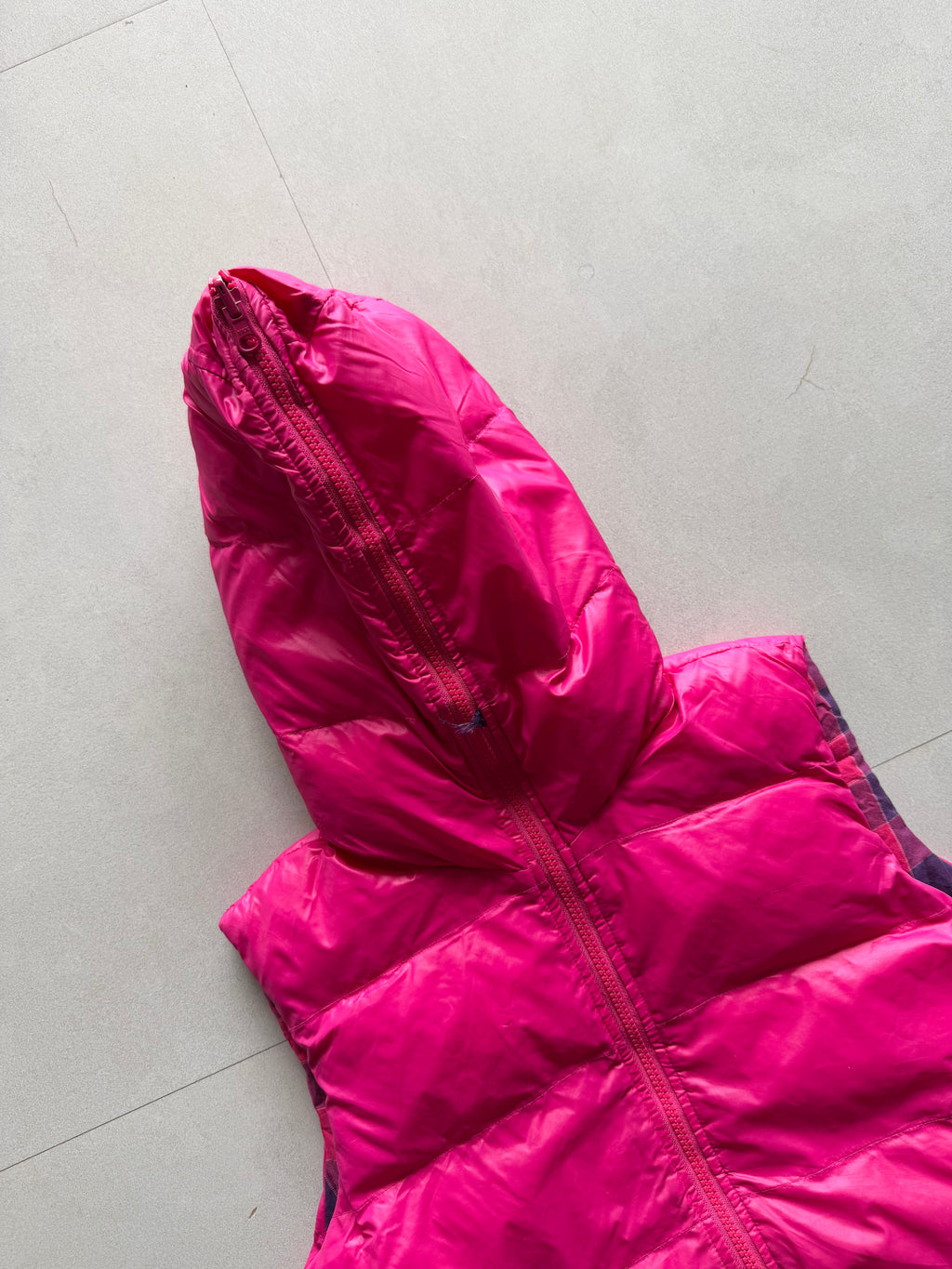 FULL ZIP REVERSIBLE PUFFER VEST - S