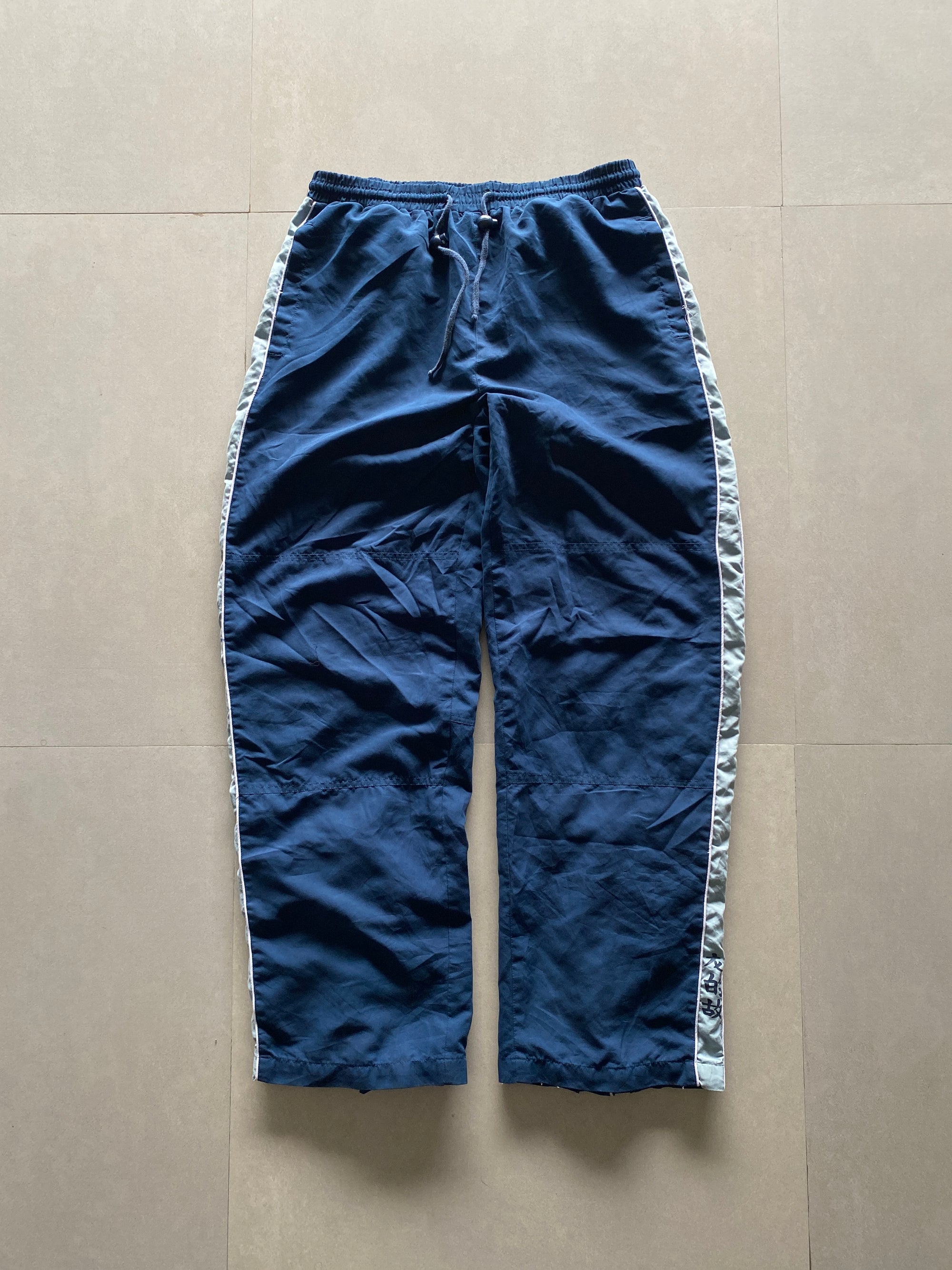 BAGGY TRACK PANT - M