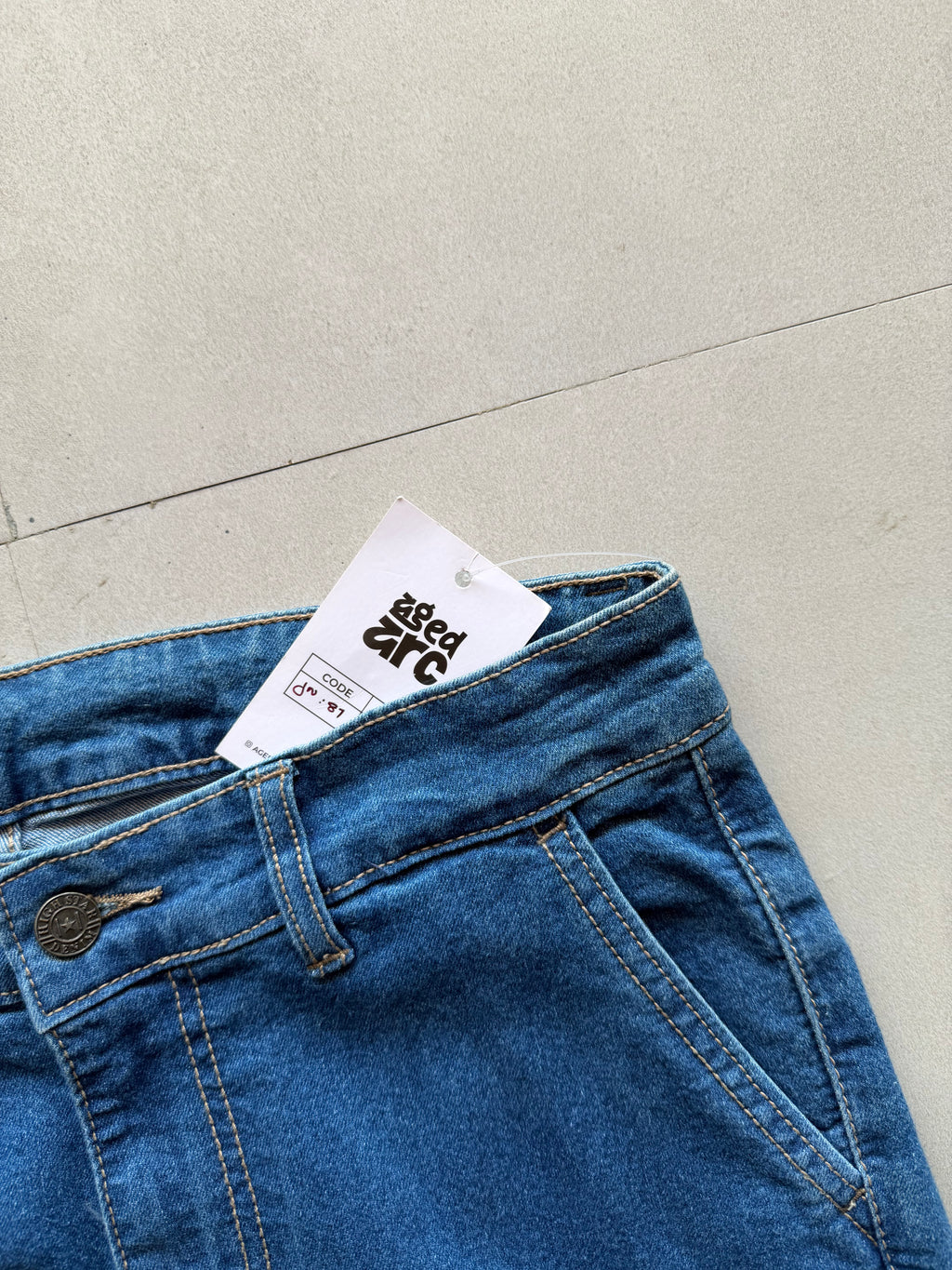 JN87 WIDE LEG DENIM -  M