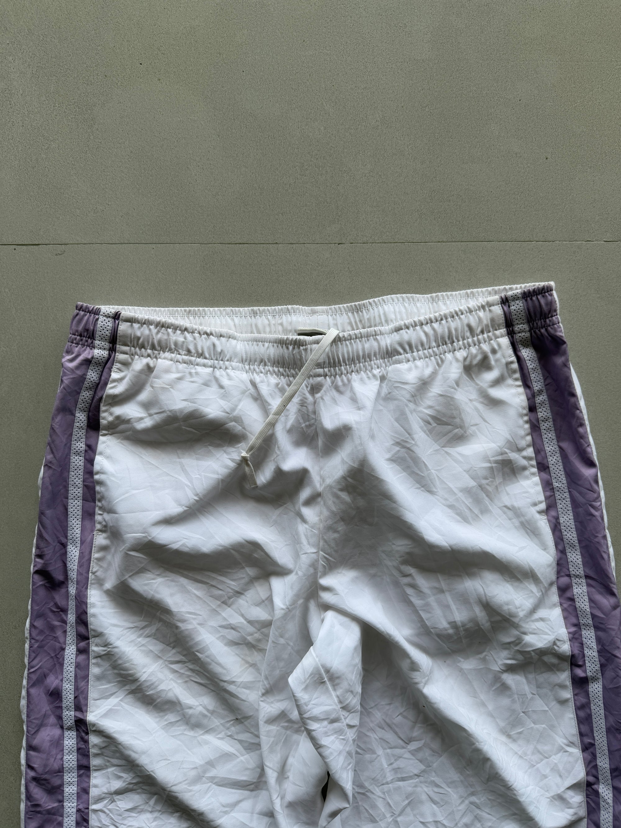 VINTAGE NIKE TRACK PANTS -