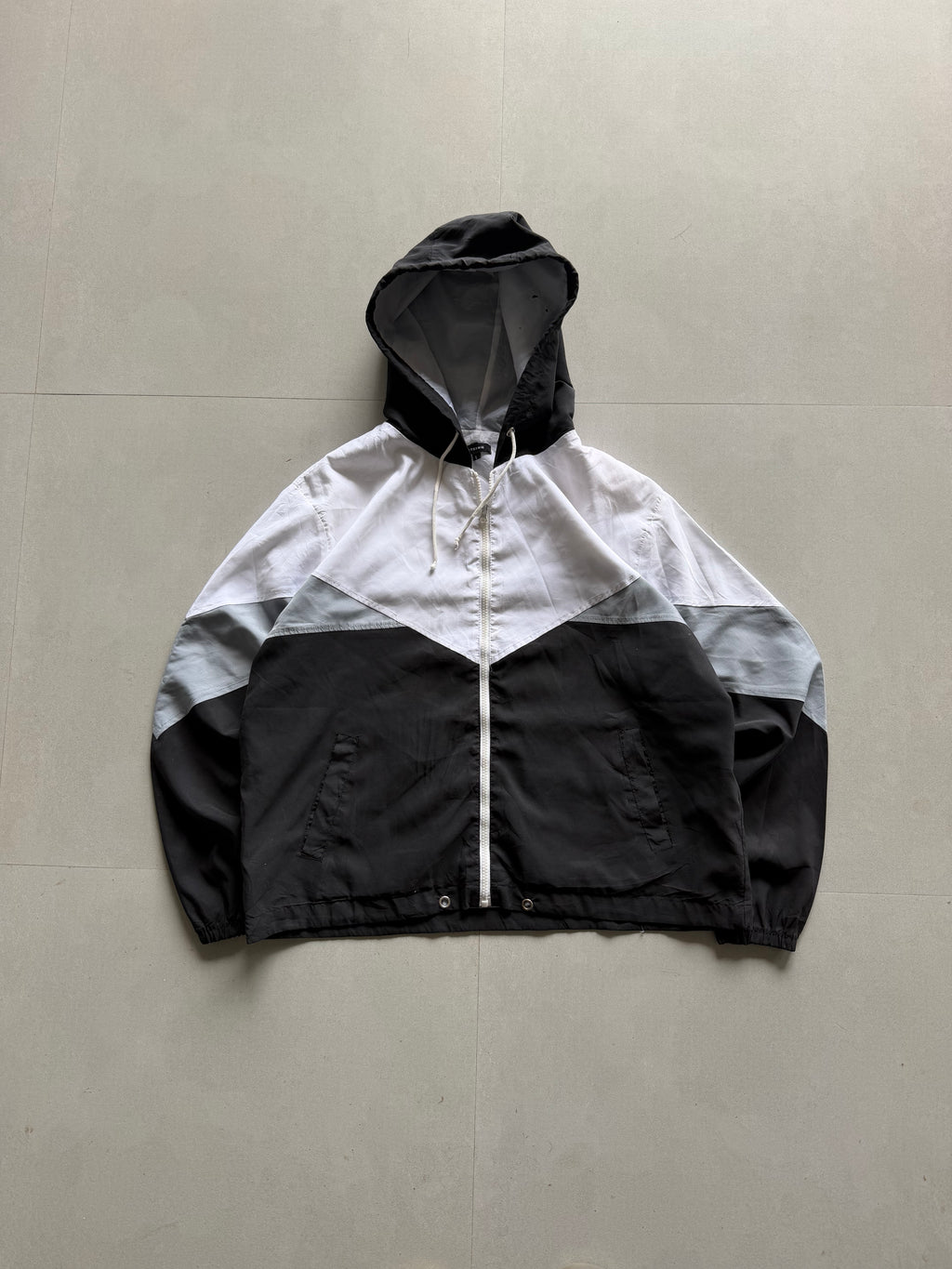 VINTAGE STYLE HOODED JACKET -
