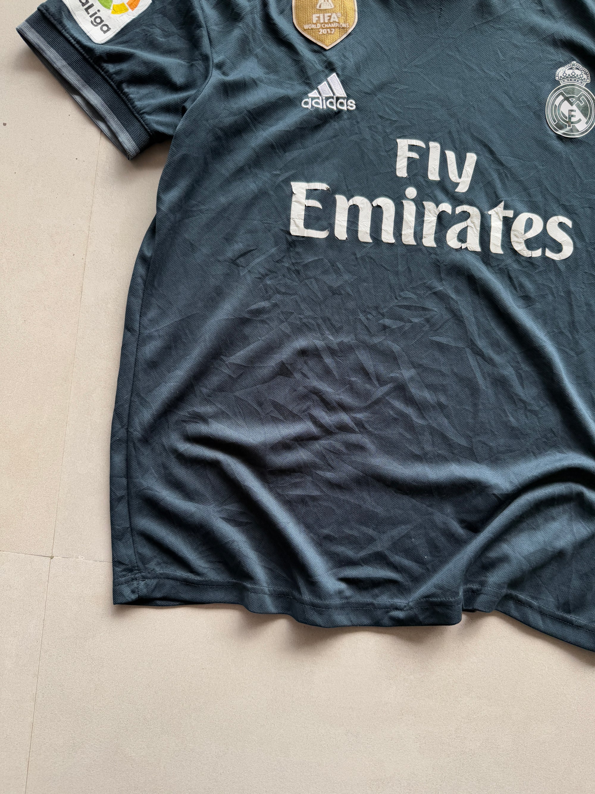 ADIDAS 2018 REAL MADRID JERSEY - M