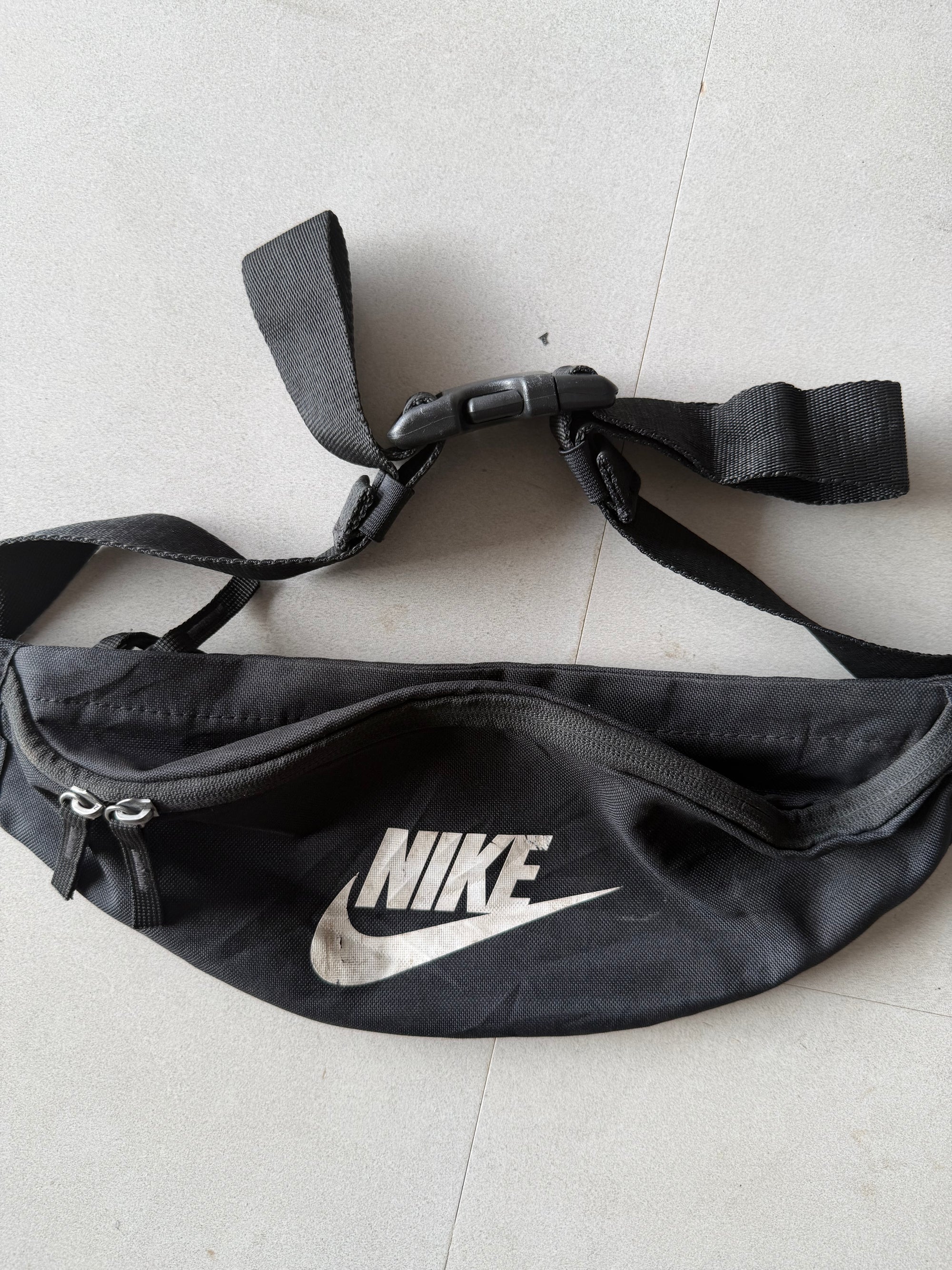 NIKE FANNY PACK
