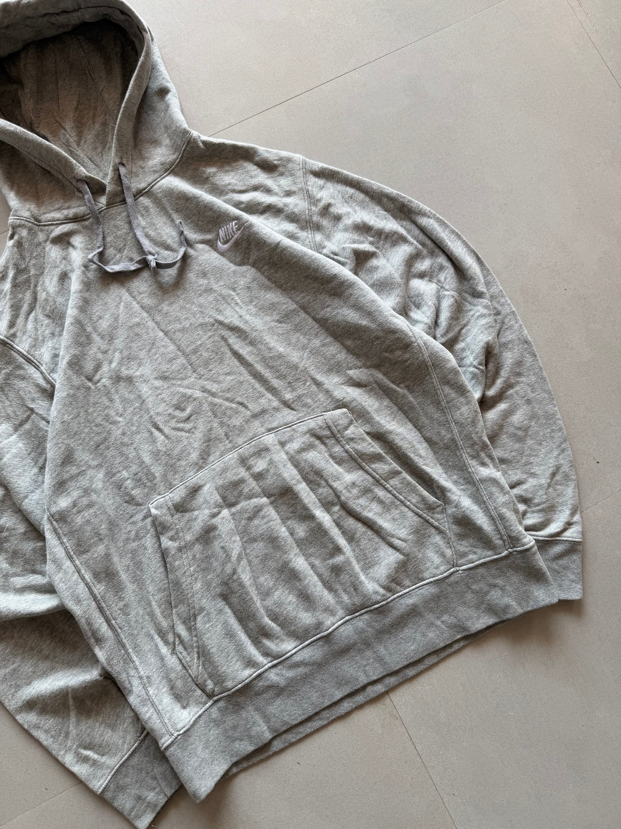 NIKE HOODIE - M