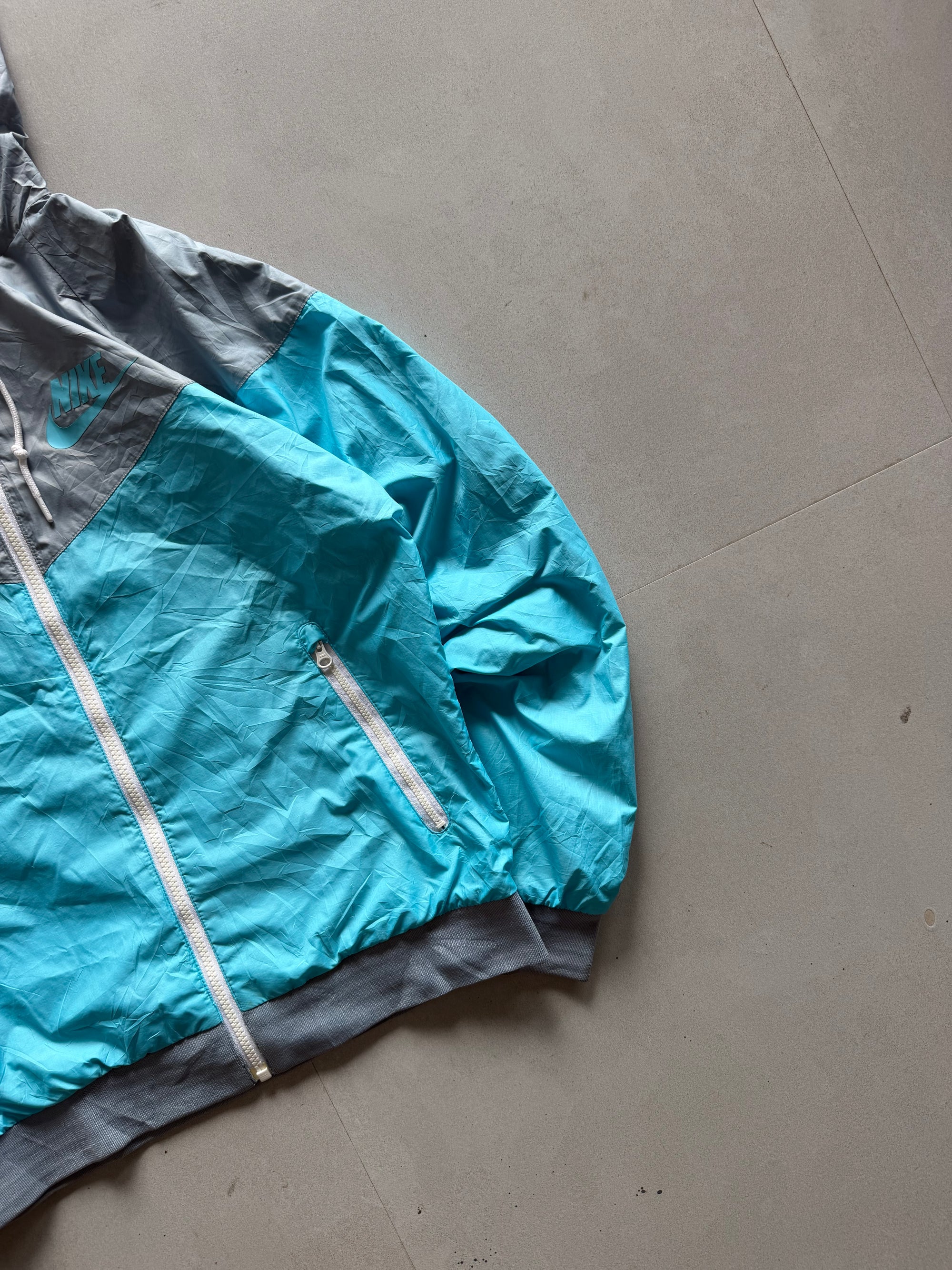 NIKE HOODED JACKET - S