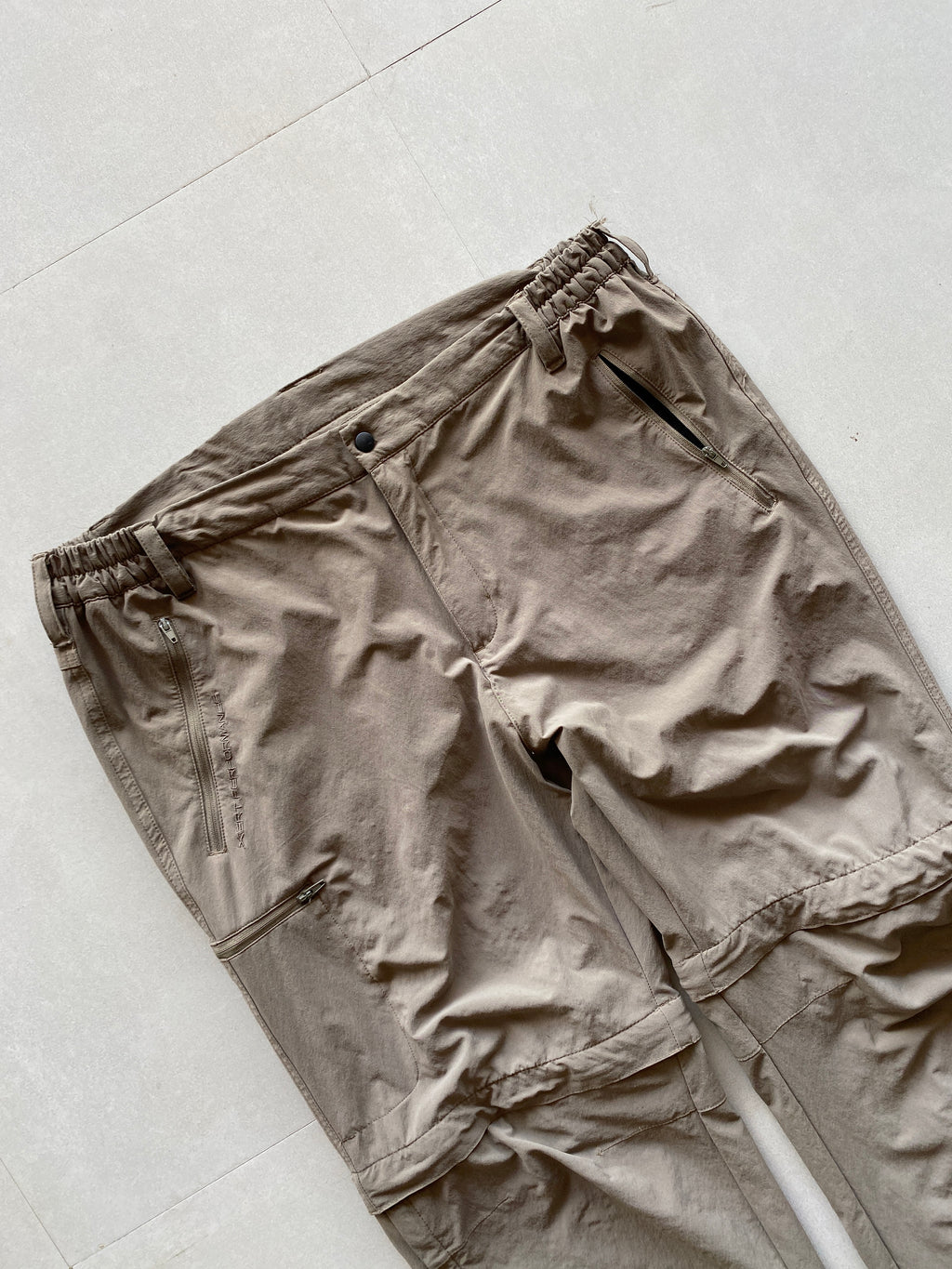 BAGGY CONVERTIBLE OUTDOOR PANT - L