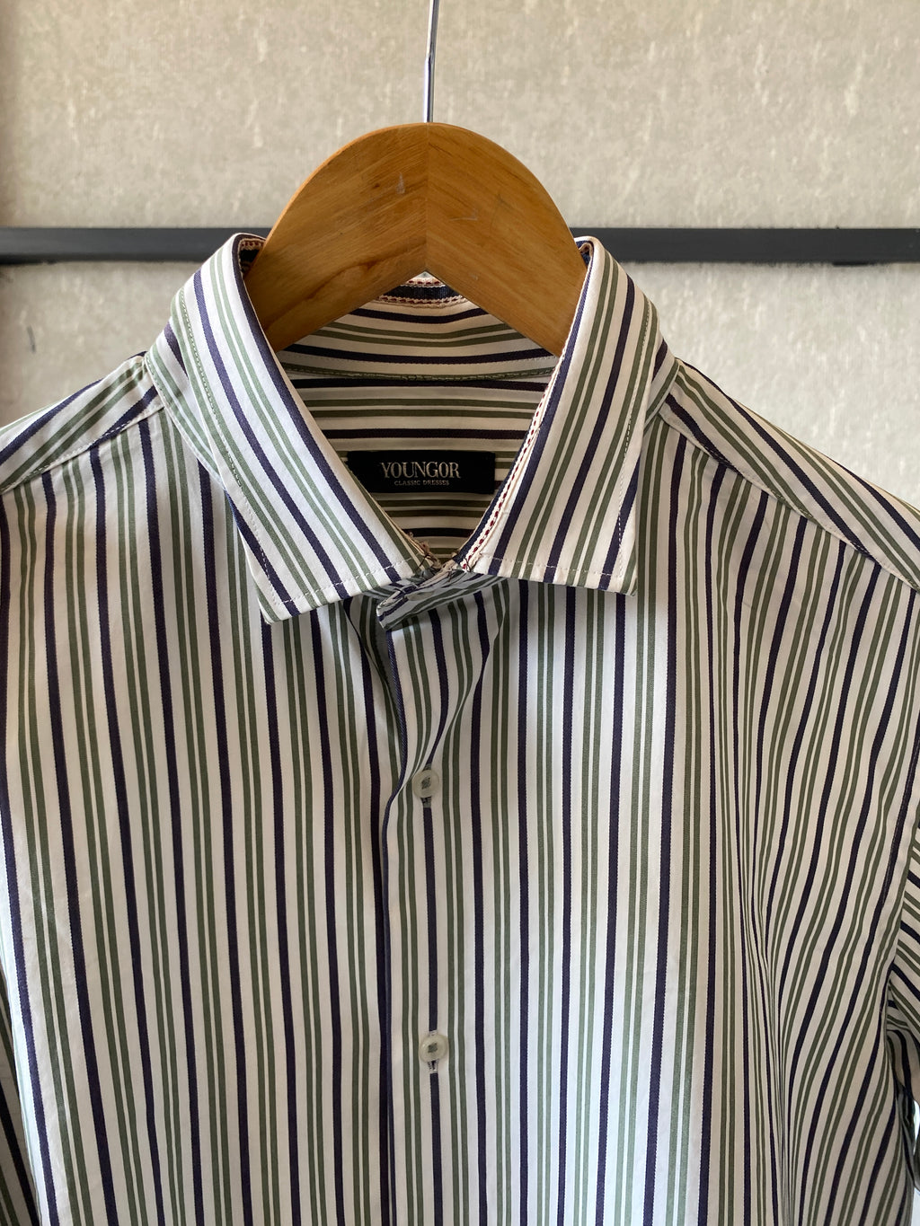 YOUNGOR STRIPED SHIRT - L