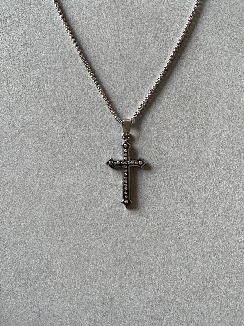 CROSS PENDANT CHAIN