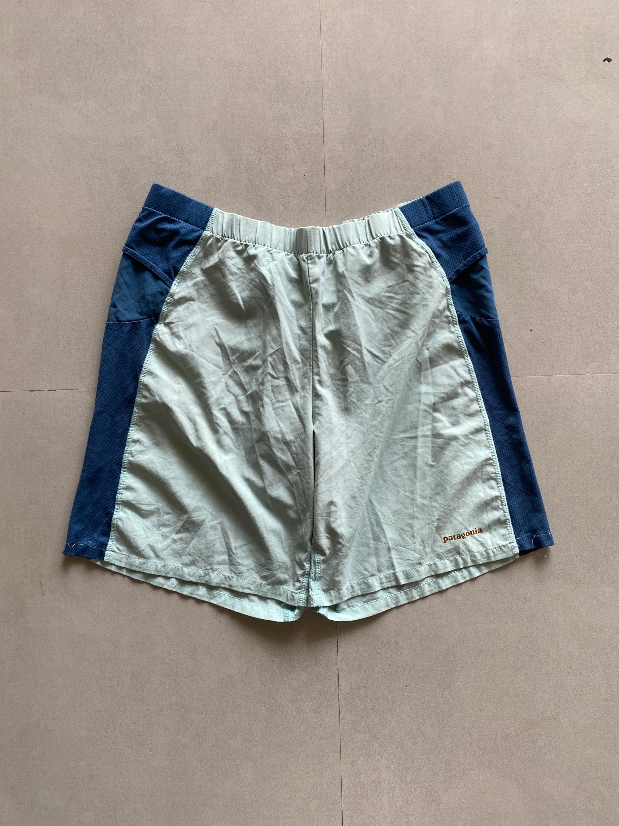 PATAGONIA SHORTS - XL
