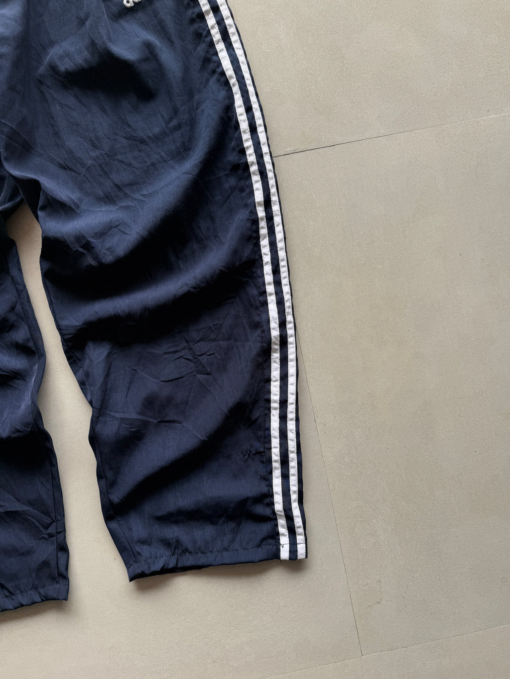 ADIDAS STRIPED TRACK - M